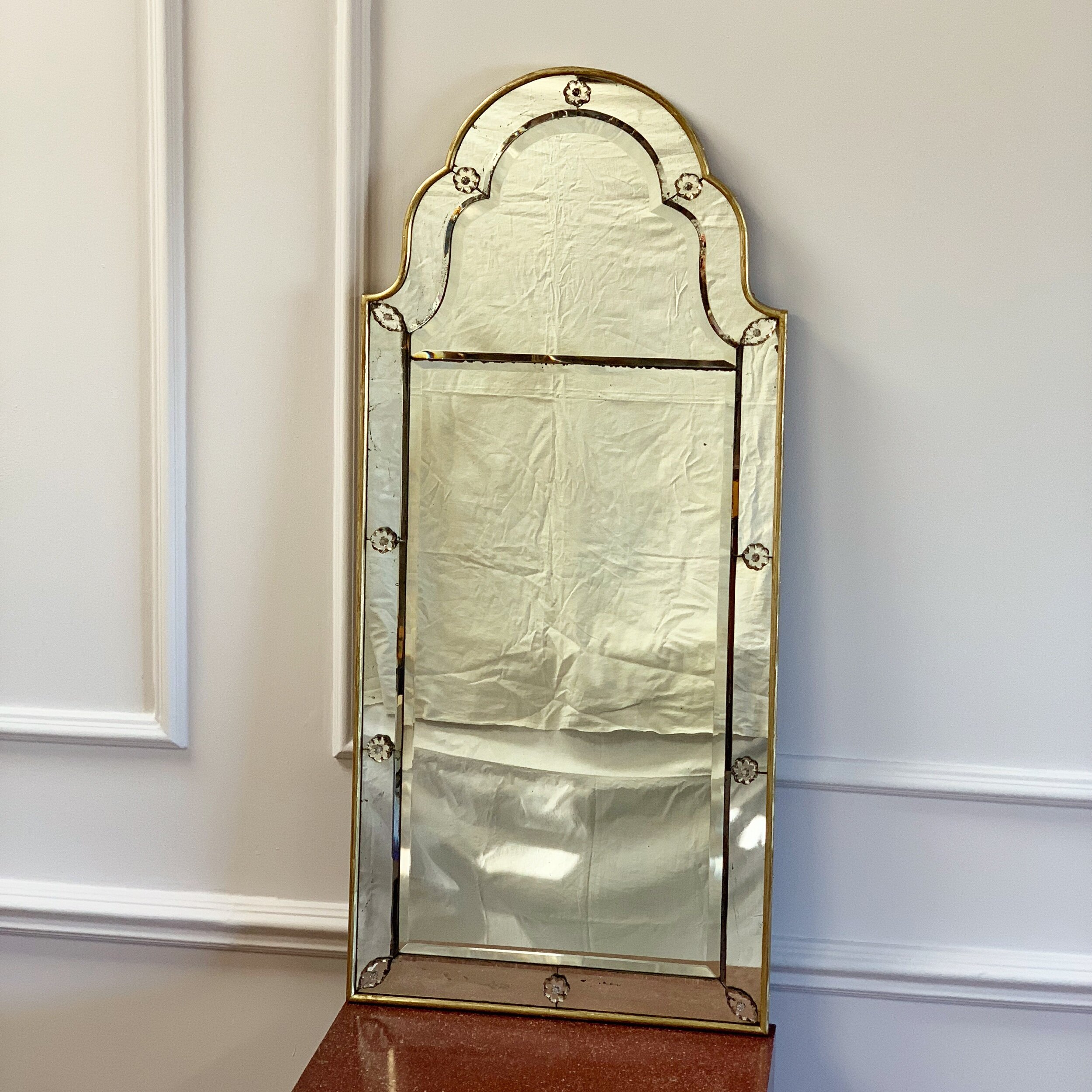 4AF4FE99-5487-4795-BCC0-838AA99CB06C