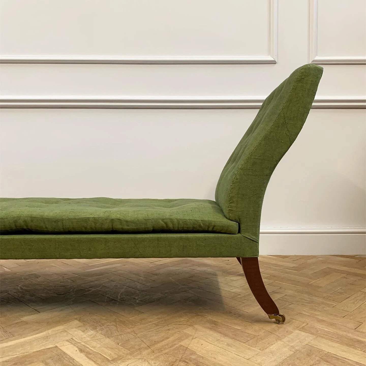 D1579329-359B-4C28-996E-FD7FE06934C6