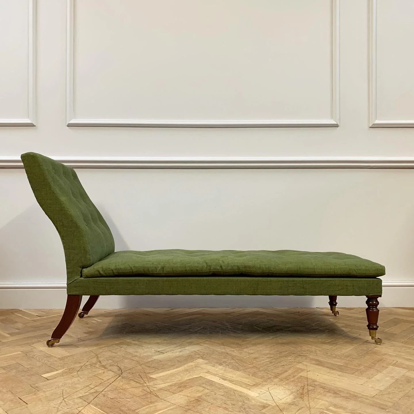 20830A5F-E6CC-4813-88A9-3C8C7CB44496