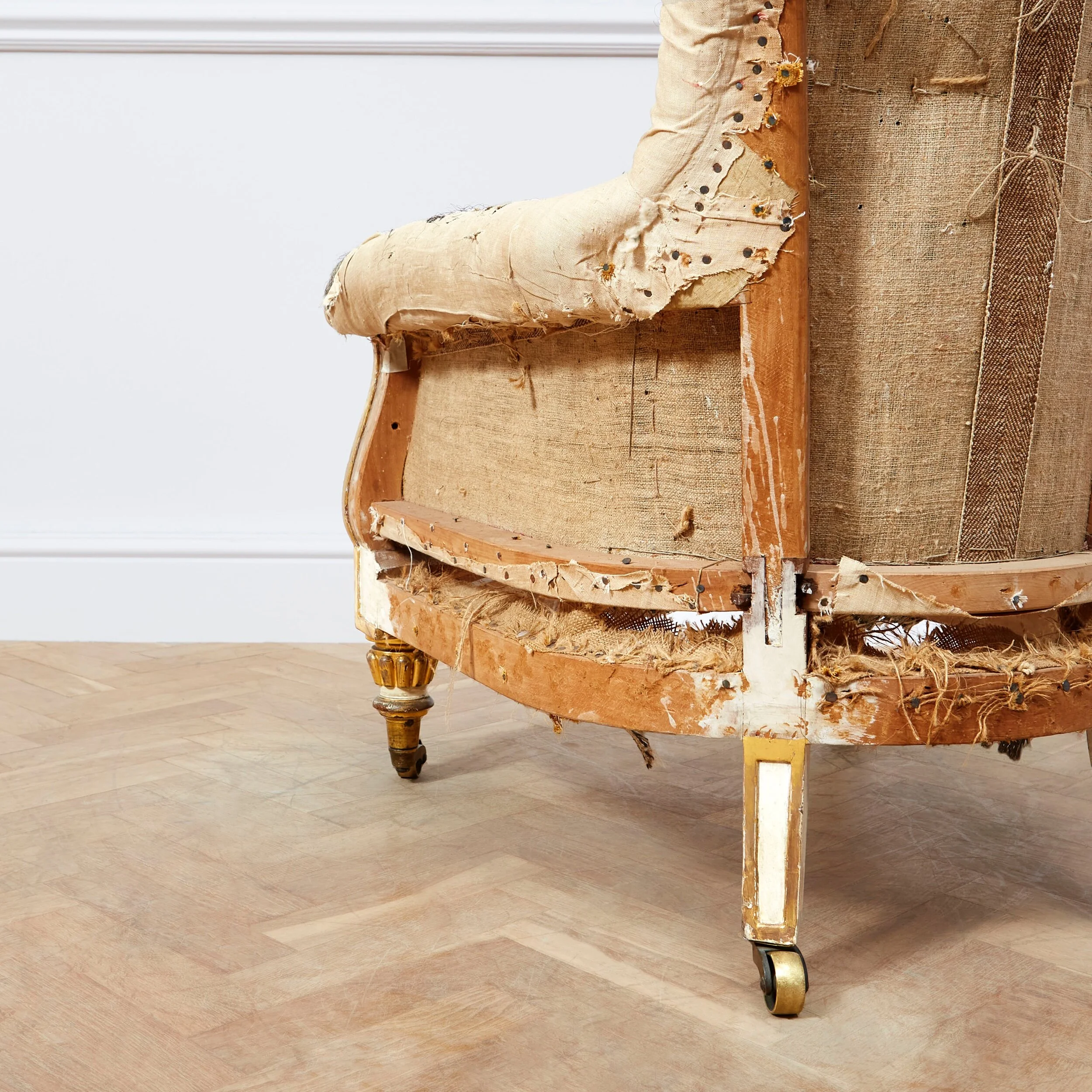 1713DDA6-5DF8-4B2B-9933-1AFC3E5928A6