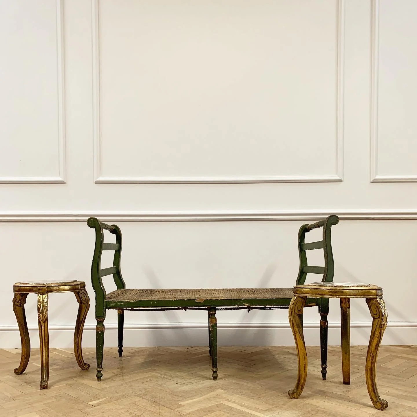 A040C850-06D2-456F-B993-8595E81428F4