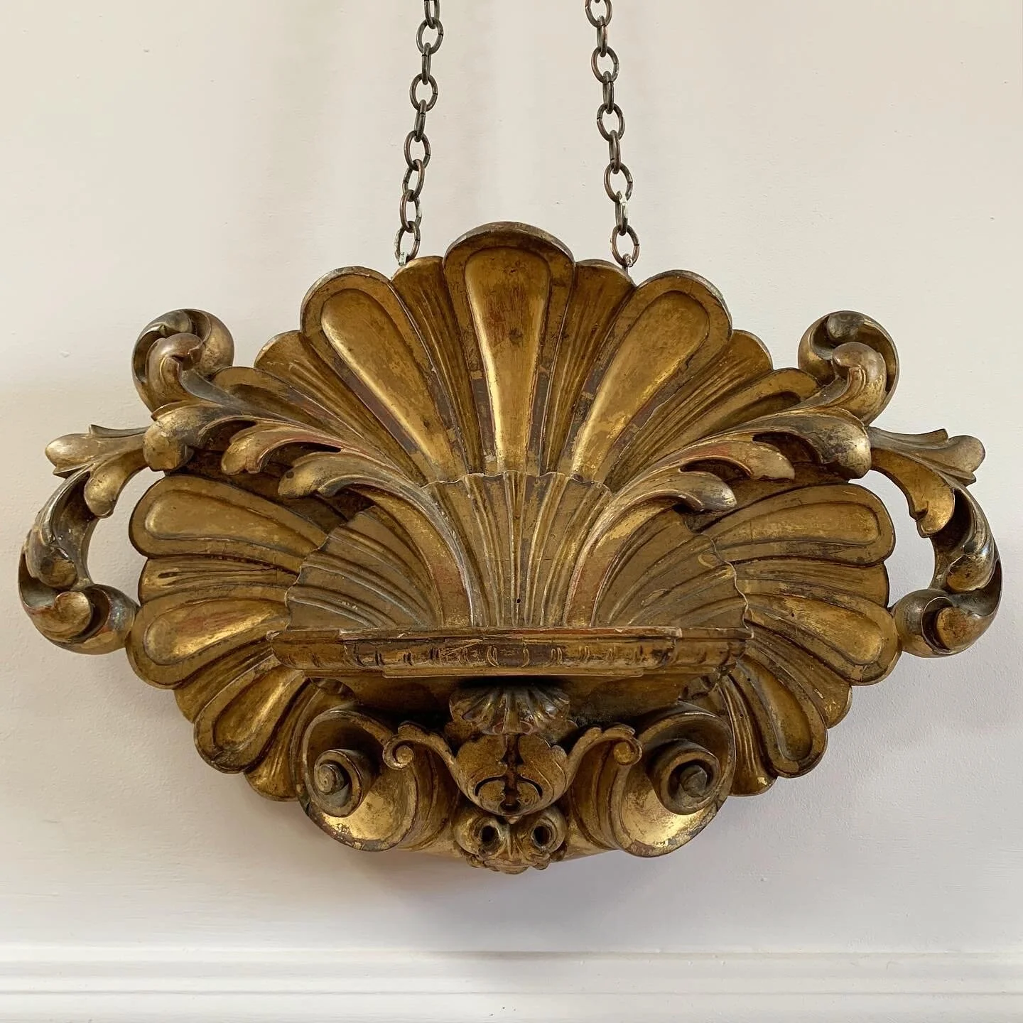 19C7A301-7F4A-46BD-B63A-9EC7EB3C9182