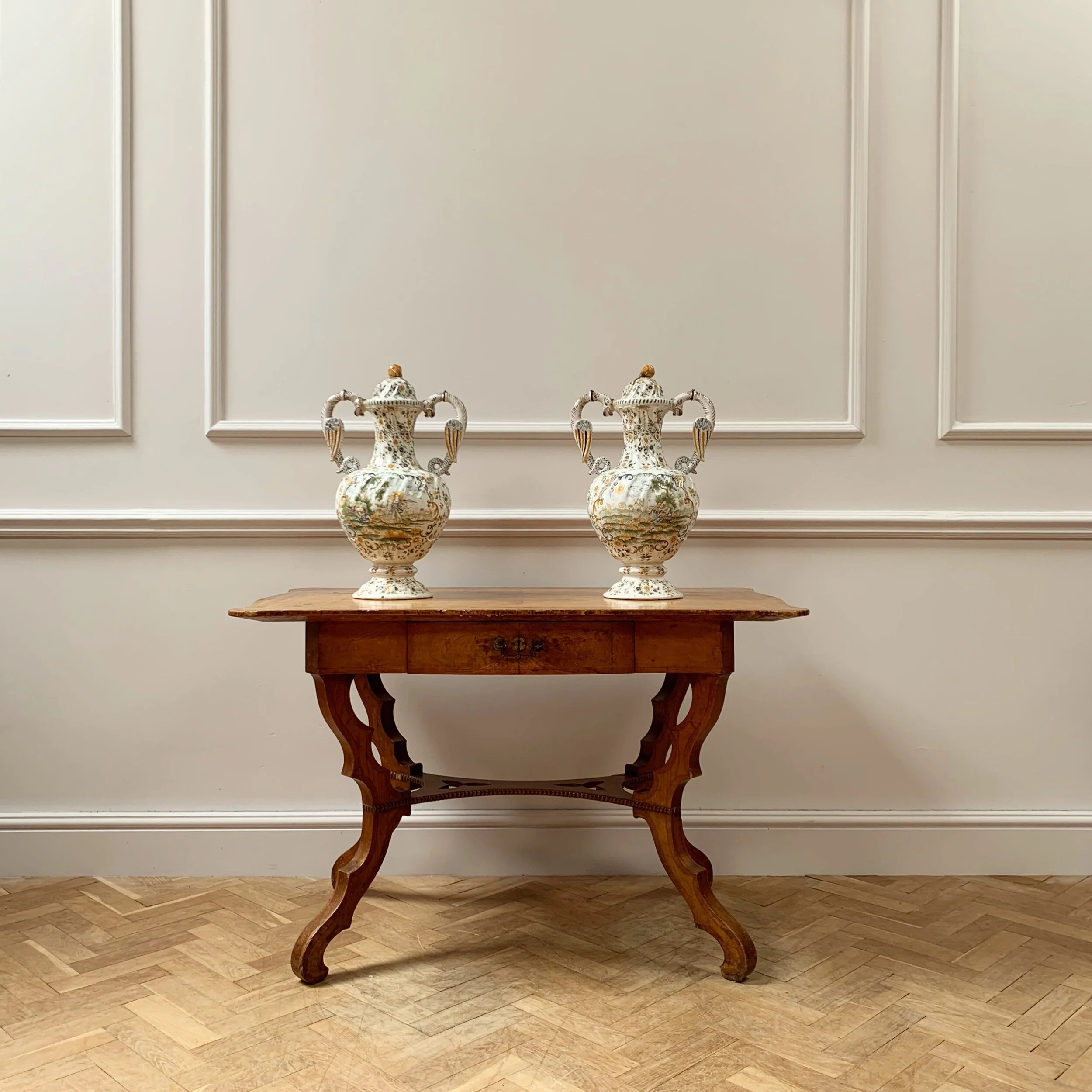 8CAE9833-8FD5-44D4-9E08-BF91490E3DBB