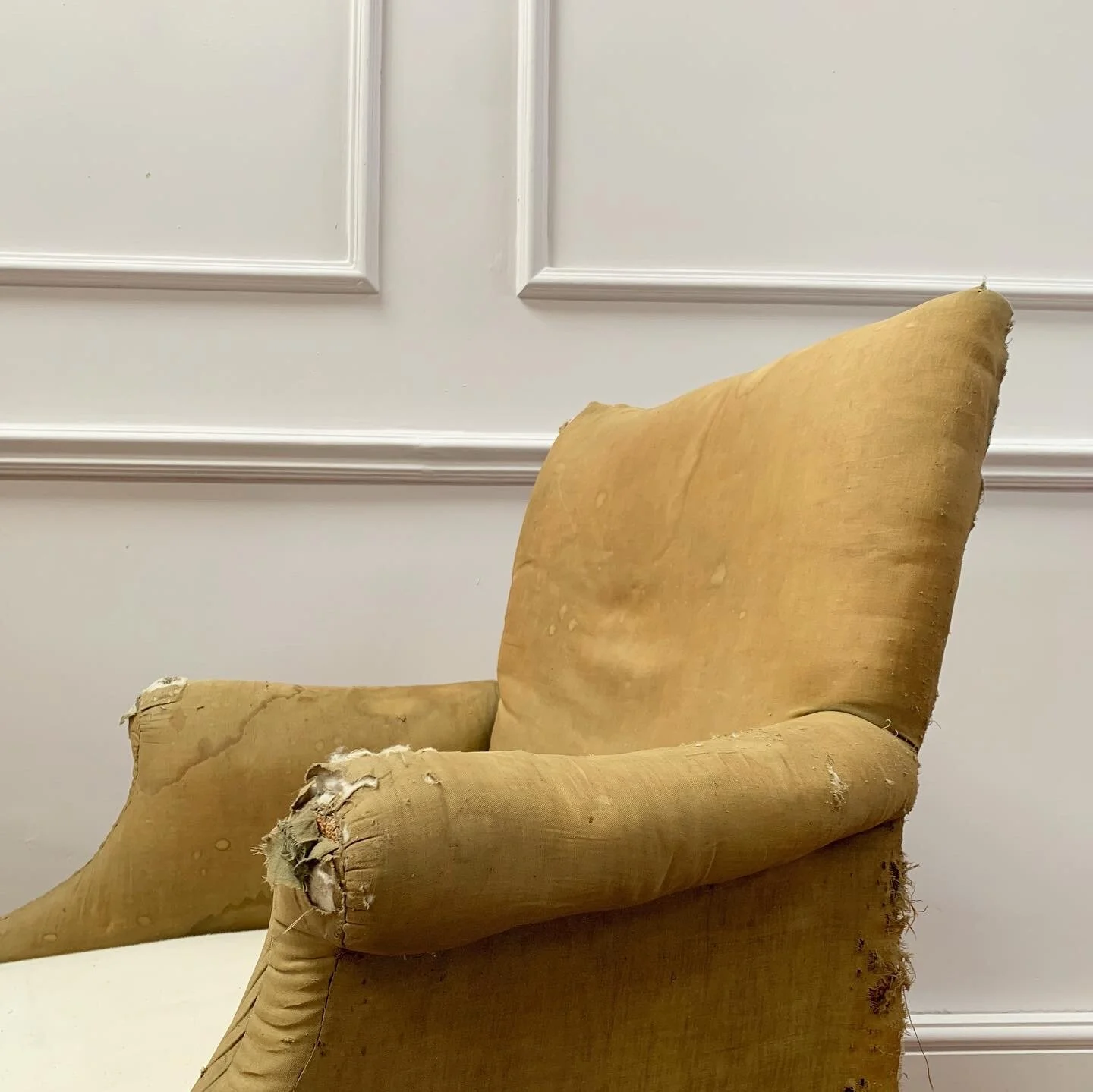 4B65C1C0-BFD9-4013-9C09-FF24719B7BEF