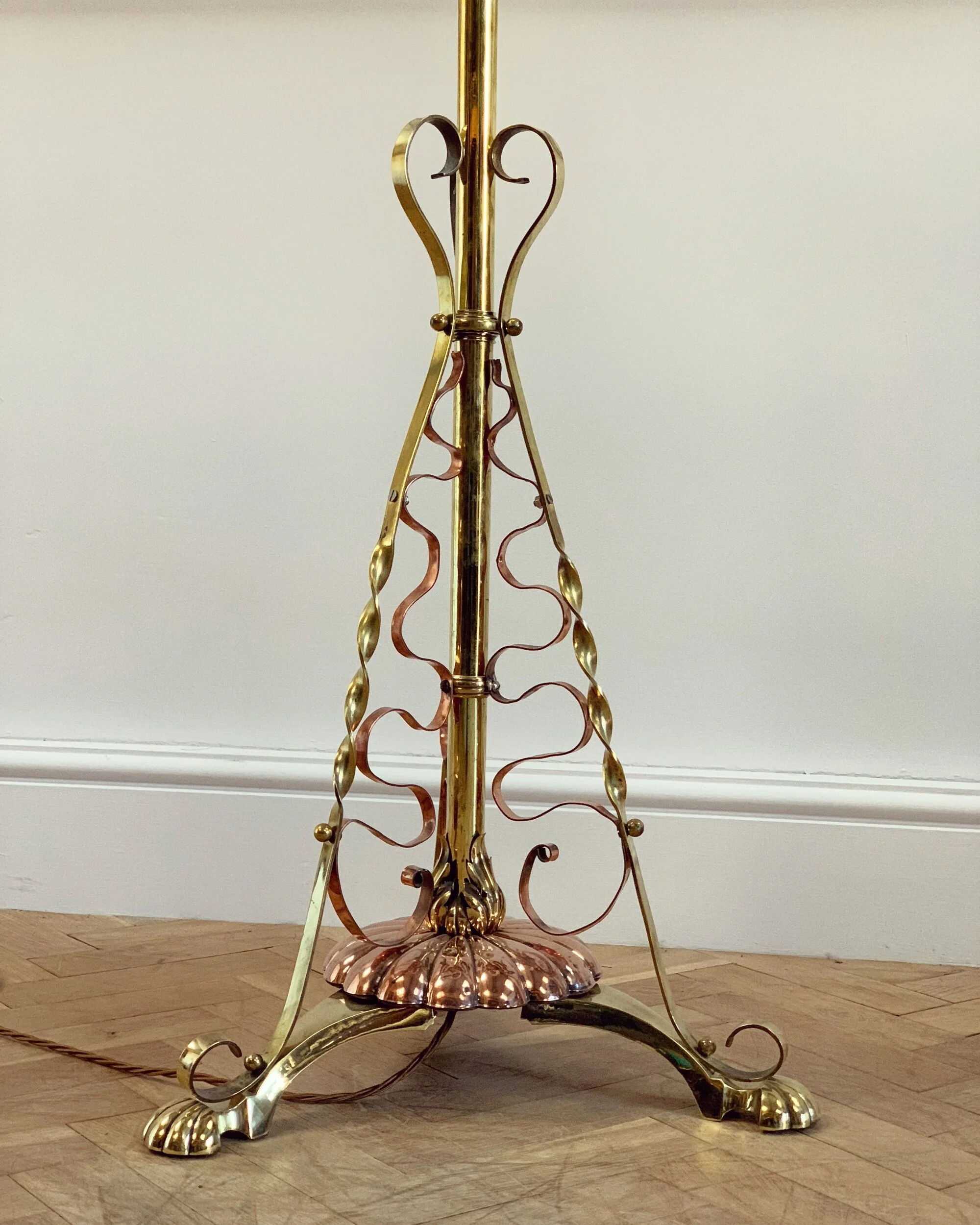 4BC77D80-6C6B-4FF0-B160-AC364DBFE93F