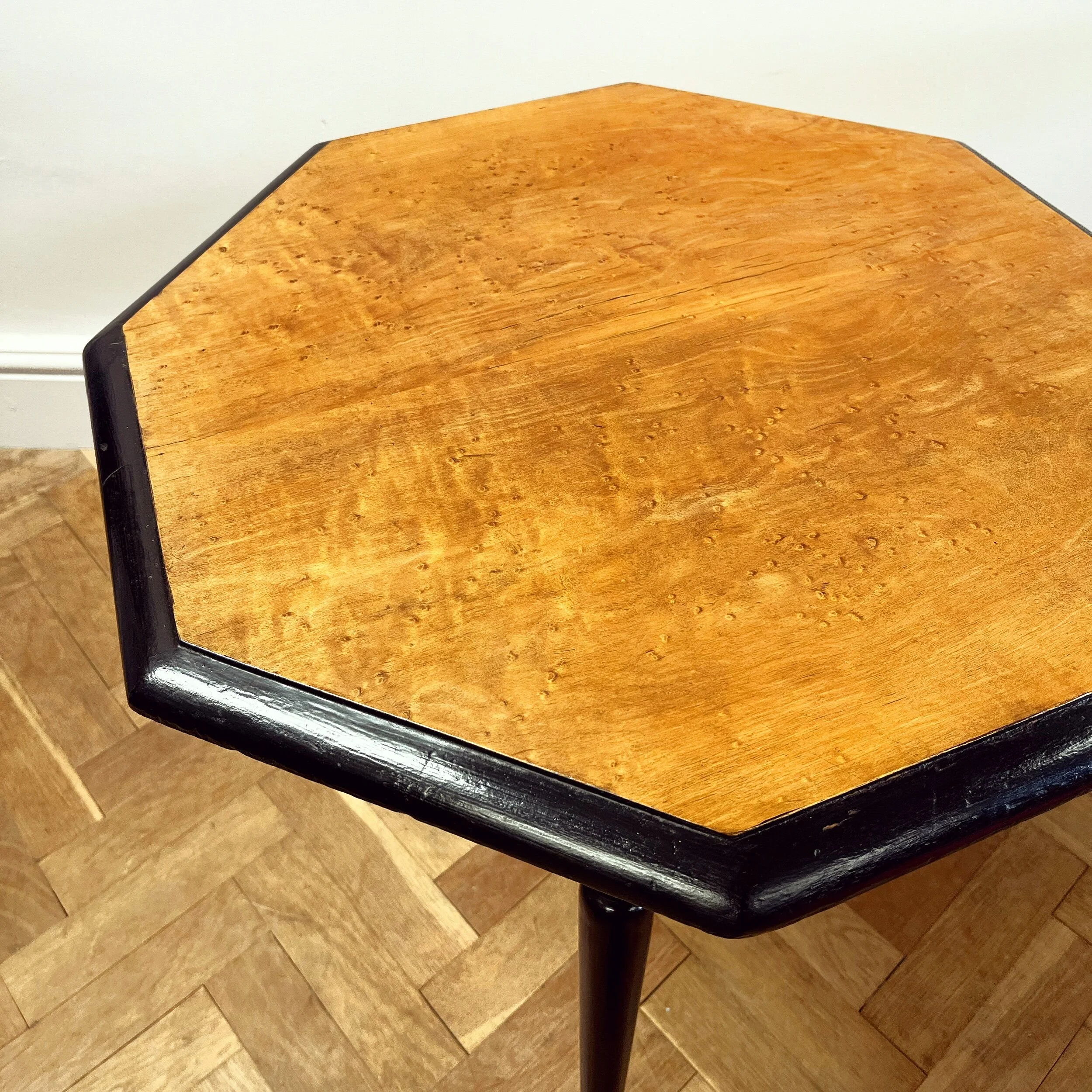 7EF44B86-07CA-4C0D-B969-A89F123A6C3B