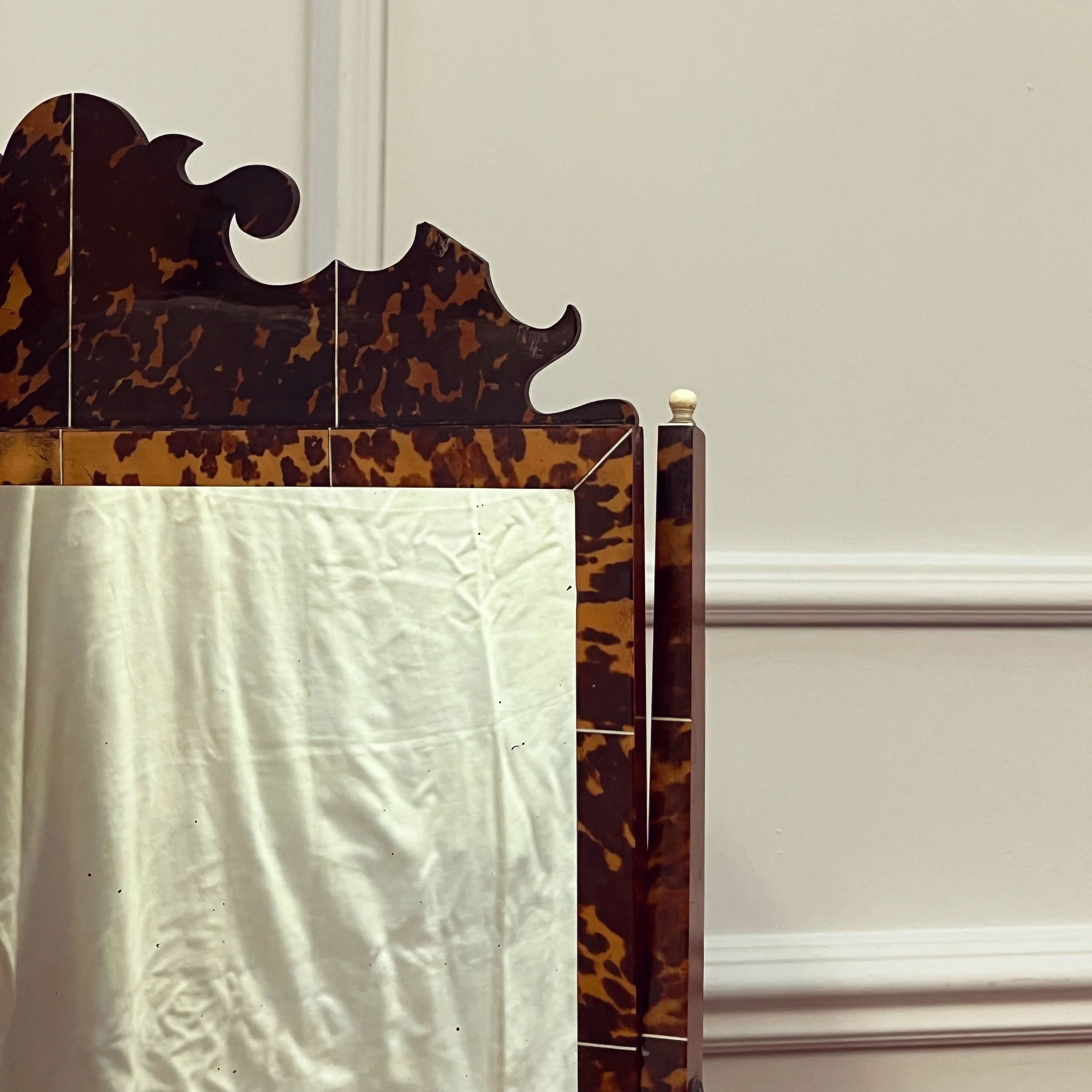 A77C0AD4-03EC-496F-80AD-DC60AA790681