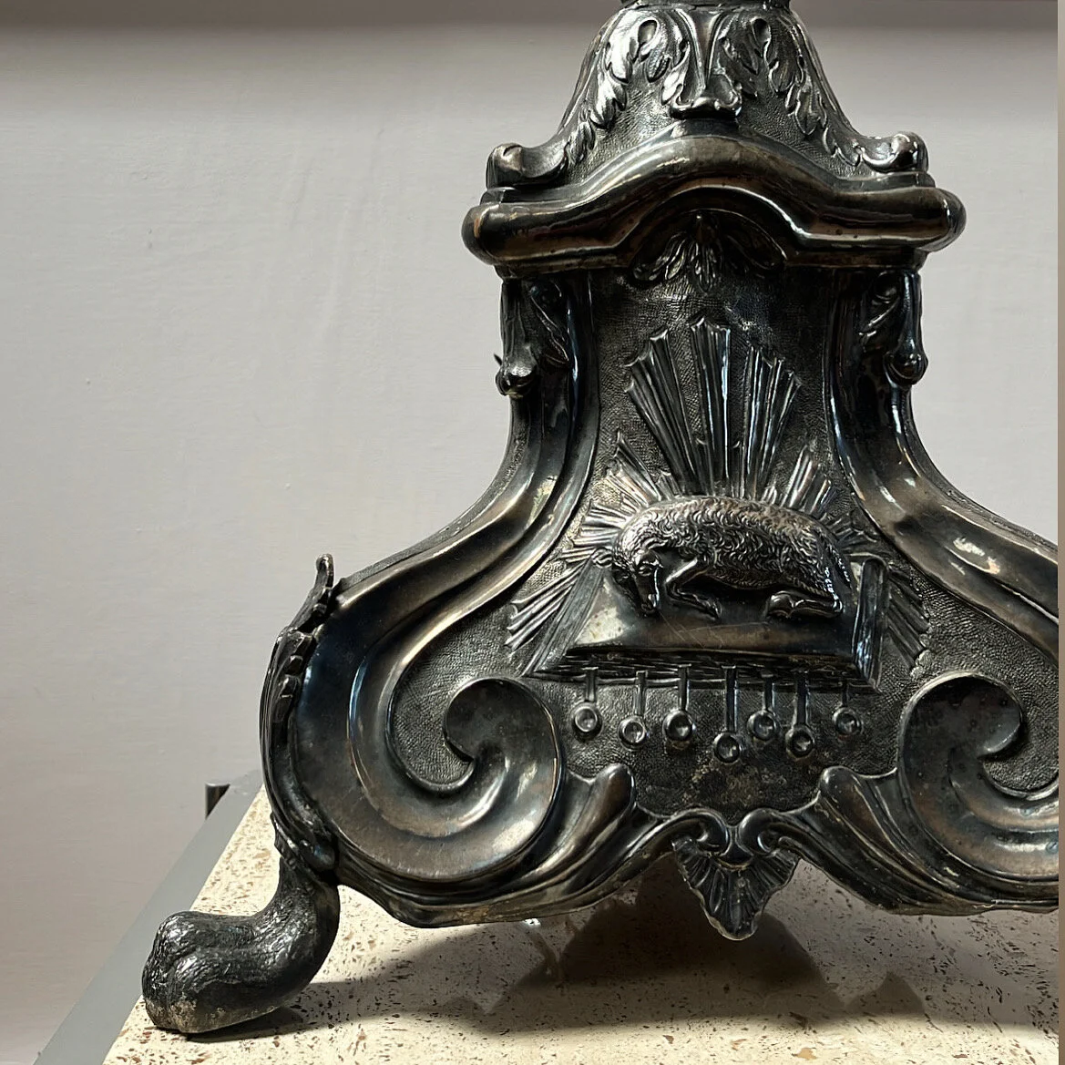 9AAFF4F8-0E6F-406E-8D47-50E800010986