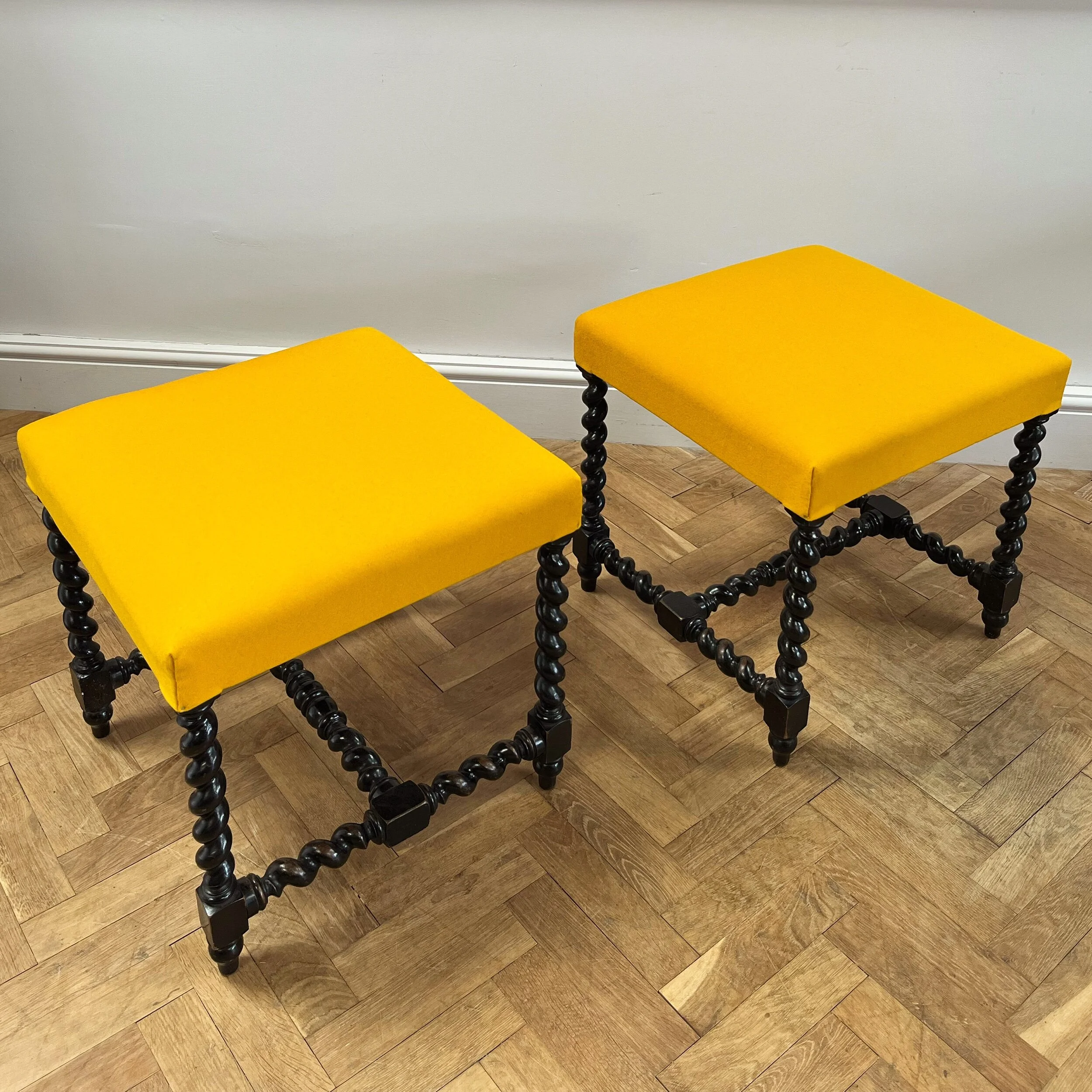 35F9AF8C-5D99-4048-A9B1-10096DCE4239