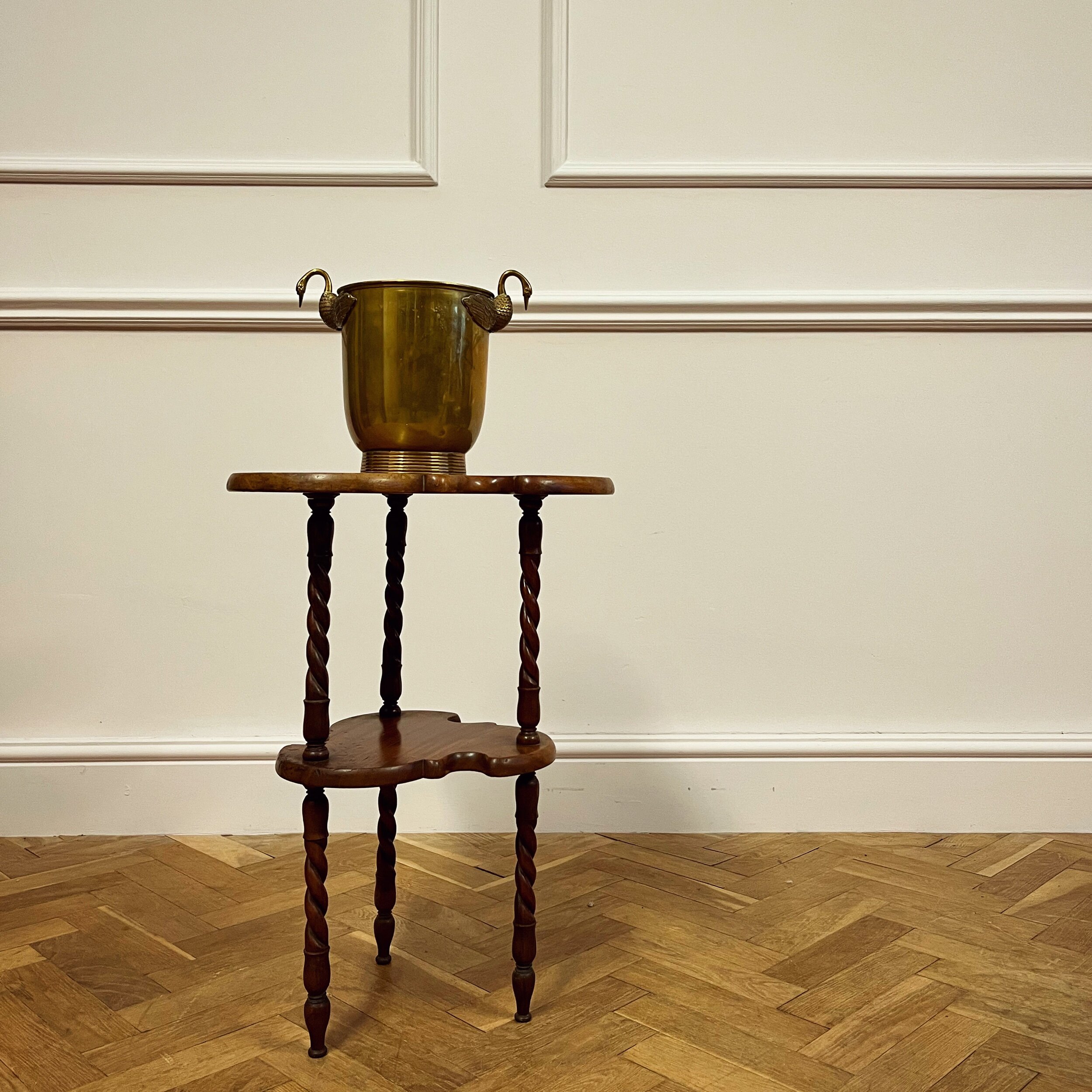 47E0FABD-9ADB-4C22-8B35-47C5E4809BA4