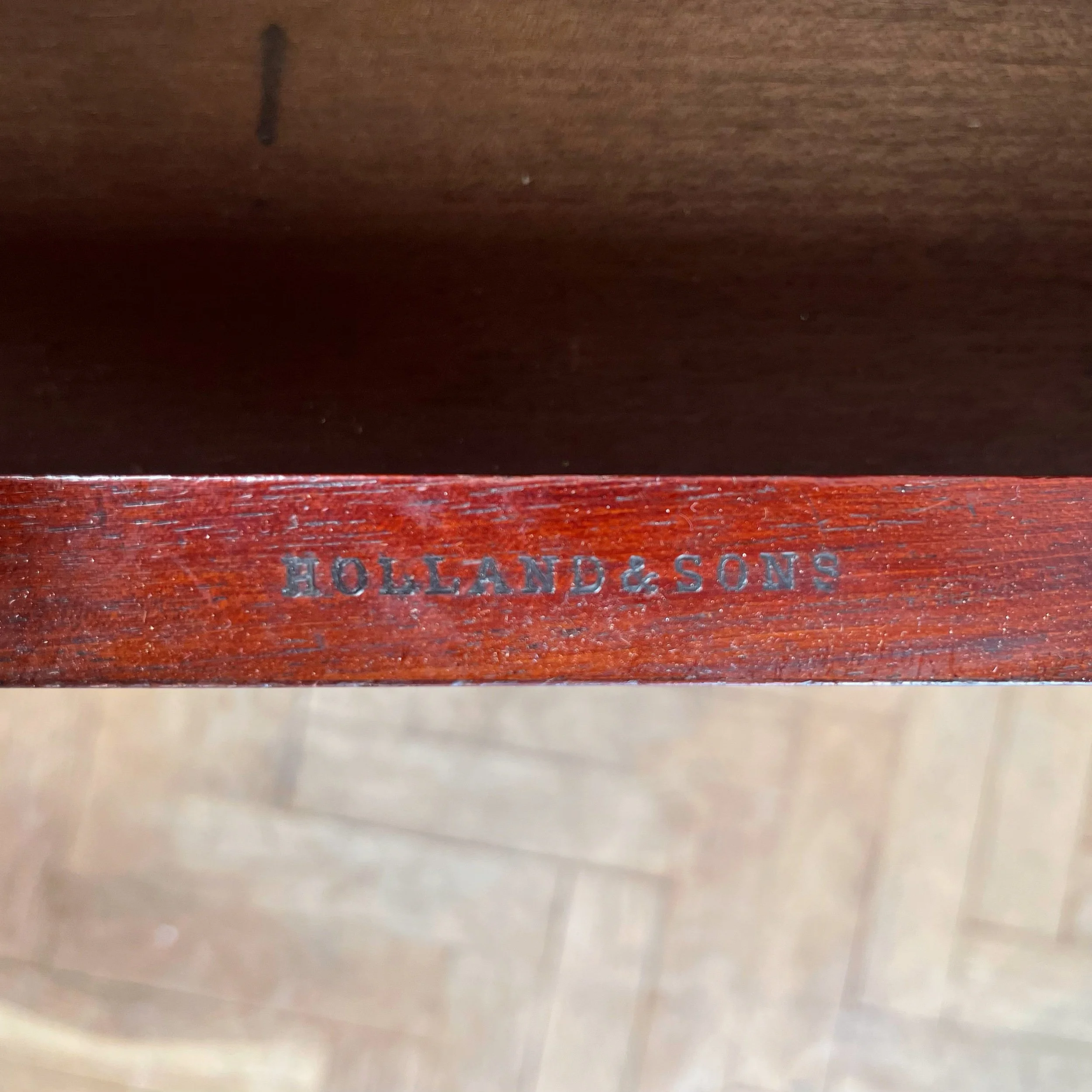 EE337375-E591-4FB7-9586-99D8F726F505