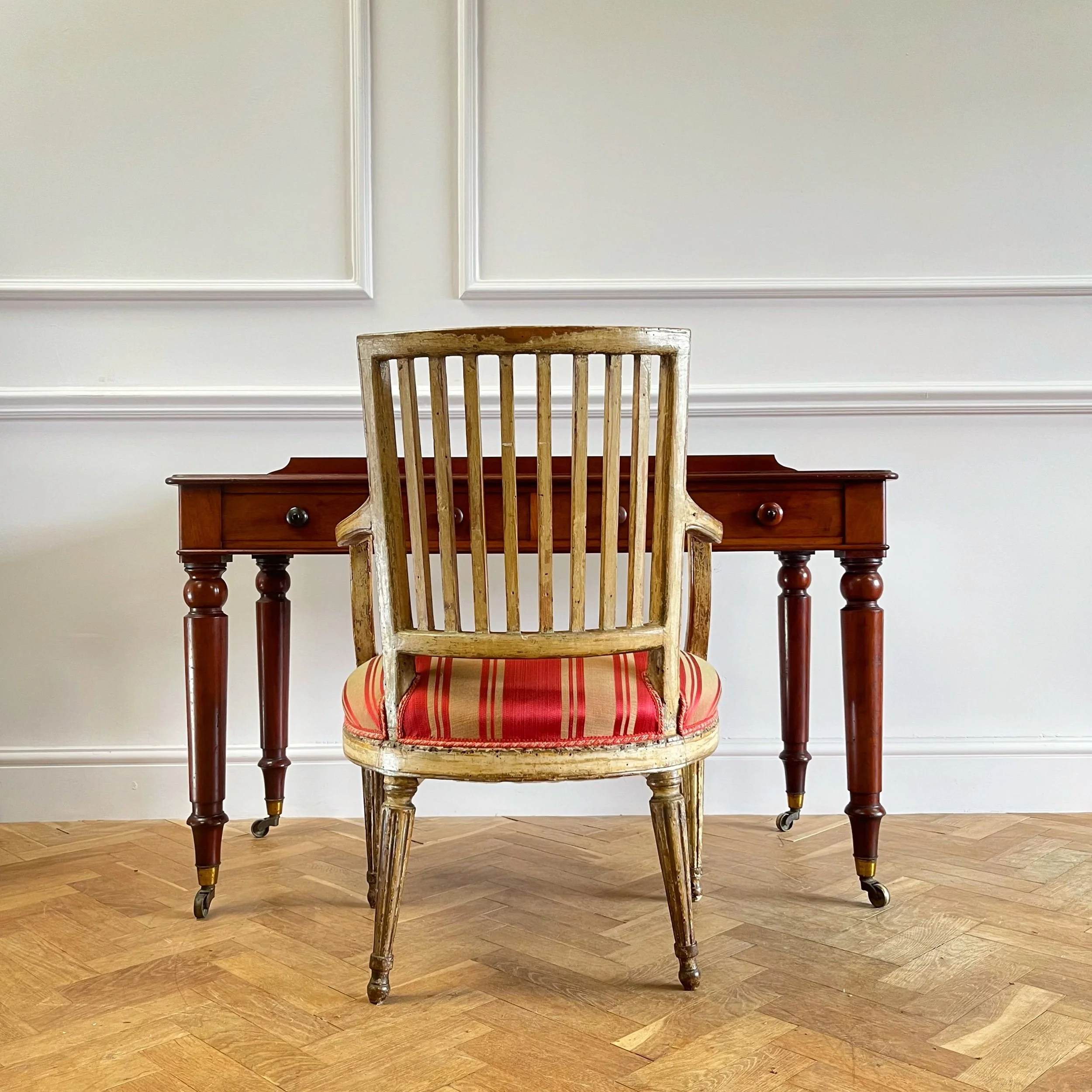 1EE03057-EC34-4223-9589-0DA0D4169118