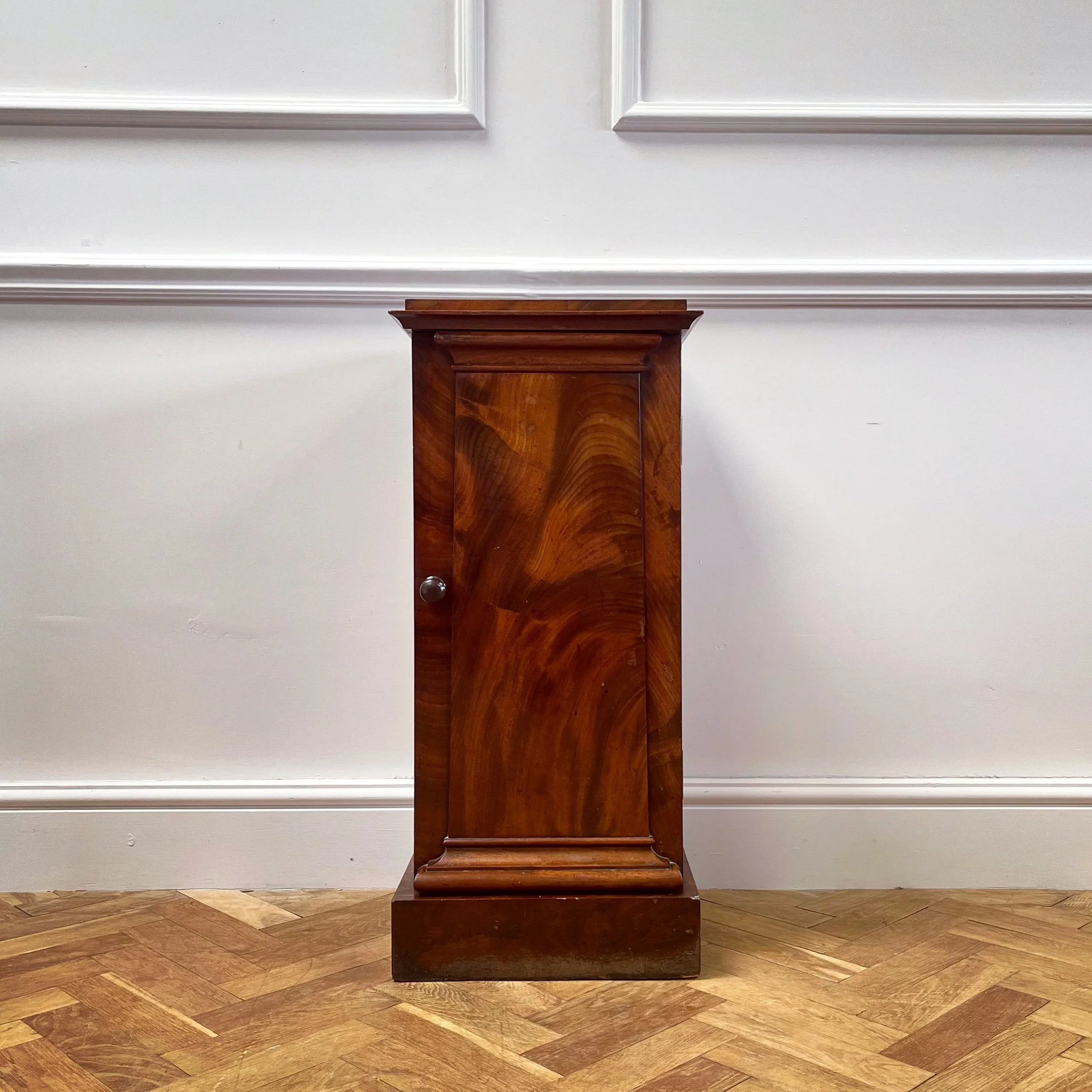 CE584EC1-5978-4AA3-BD84-2A8CD71B4097