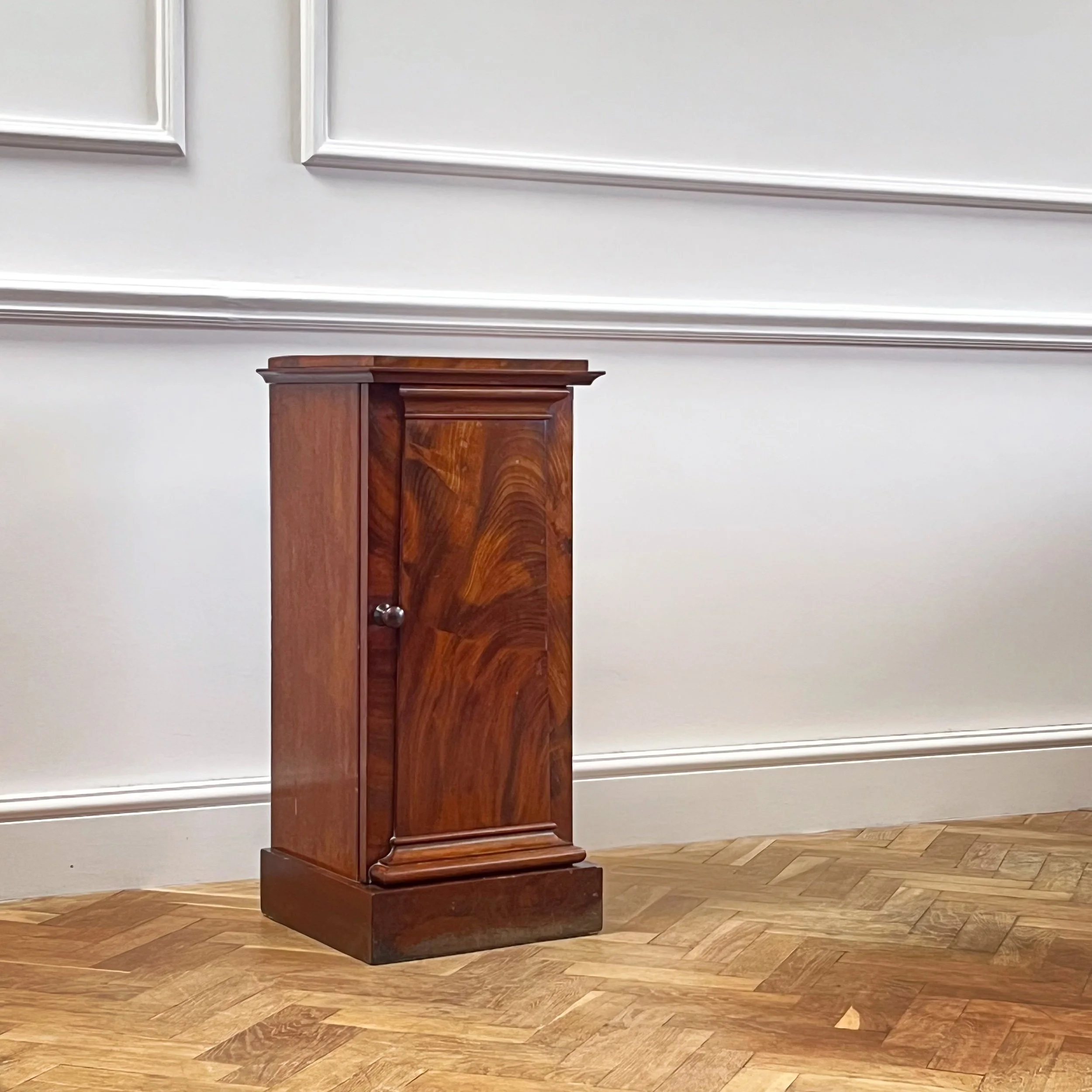 61B3DB2A-8BDE-441D-BE84-304A16E24721