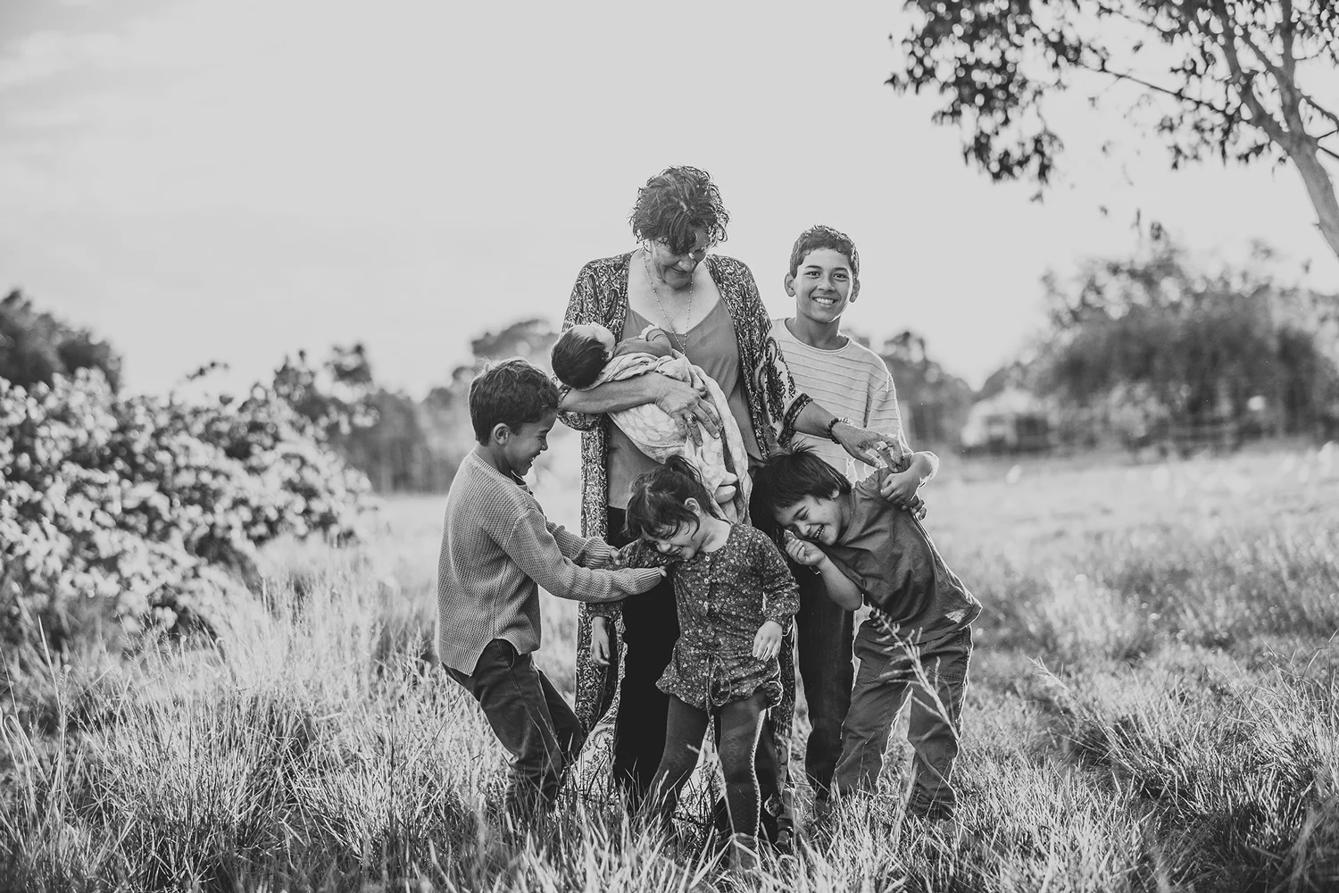 family-giggles-photographer.jpg