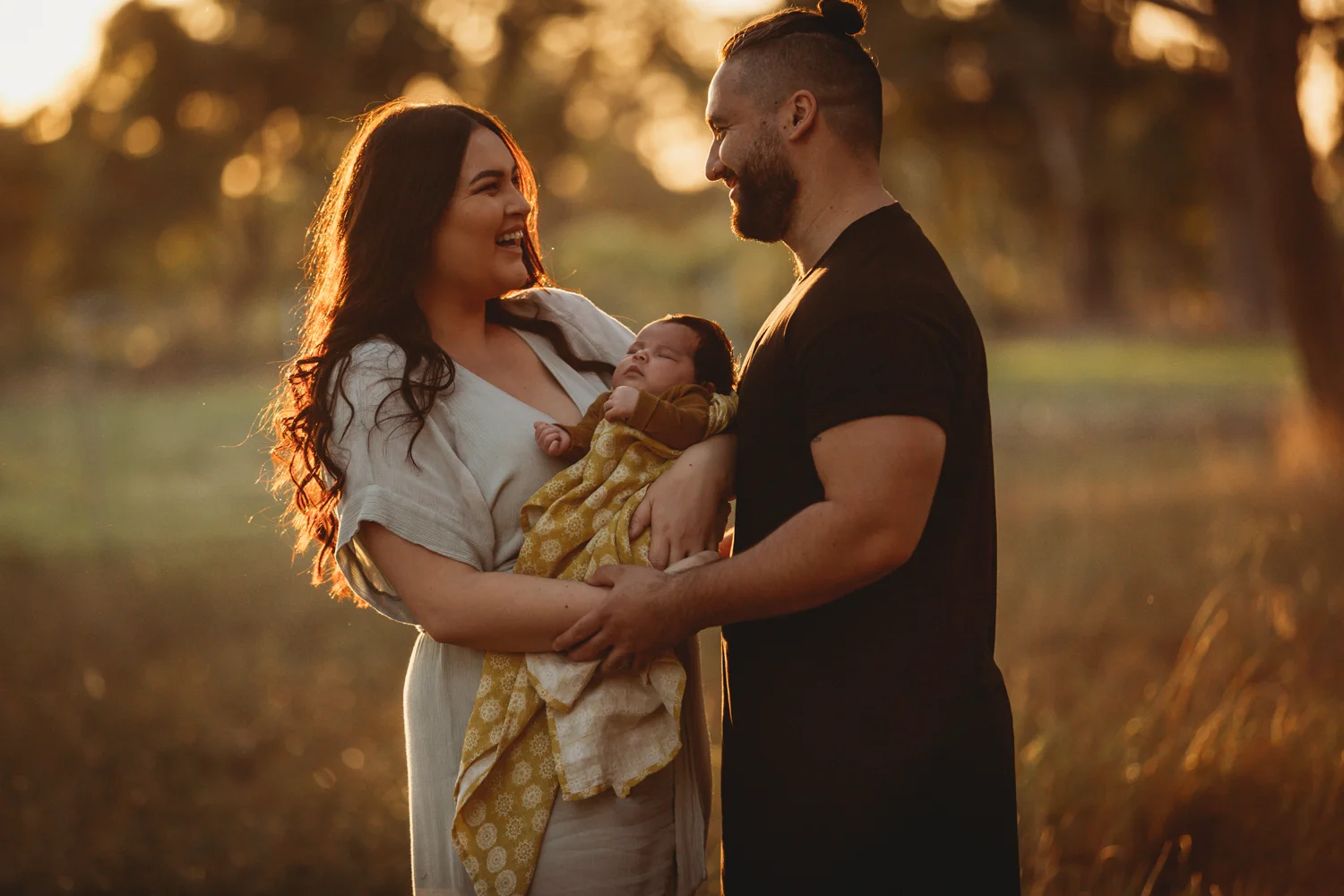 sunset-smiles-in-Perth-with-Cathy-Britton-Photography.jpg