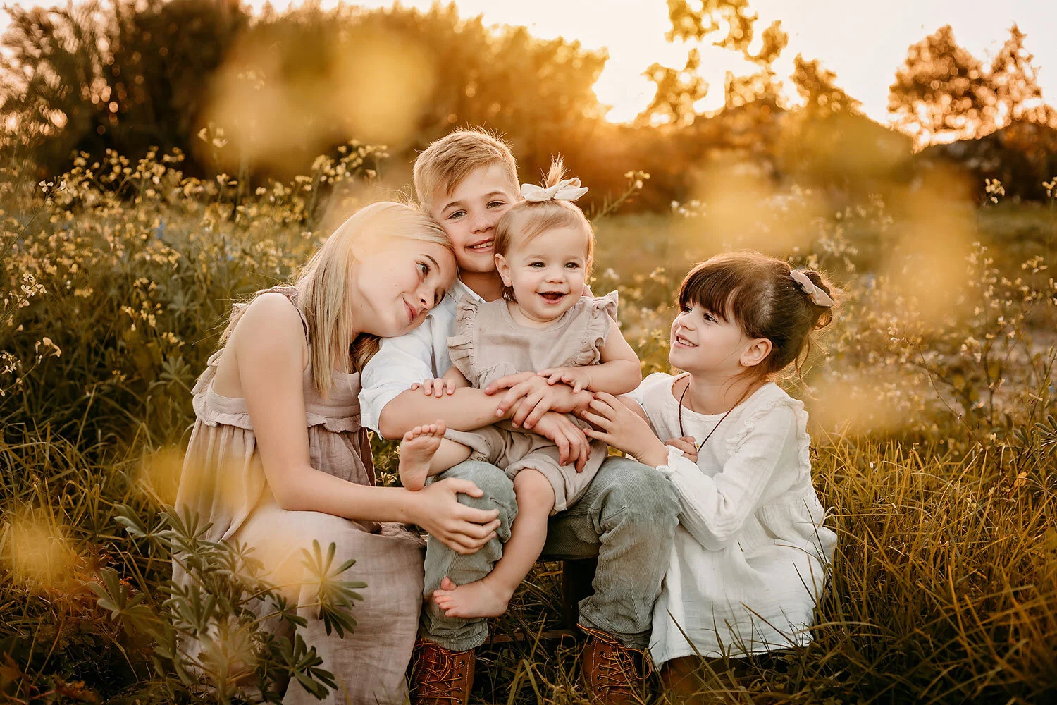 12 Best Lenses For Family Portraits In 2023 12-best-lenses-for-family-portraits-in-2023