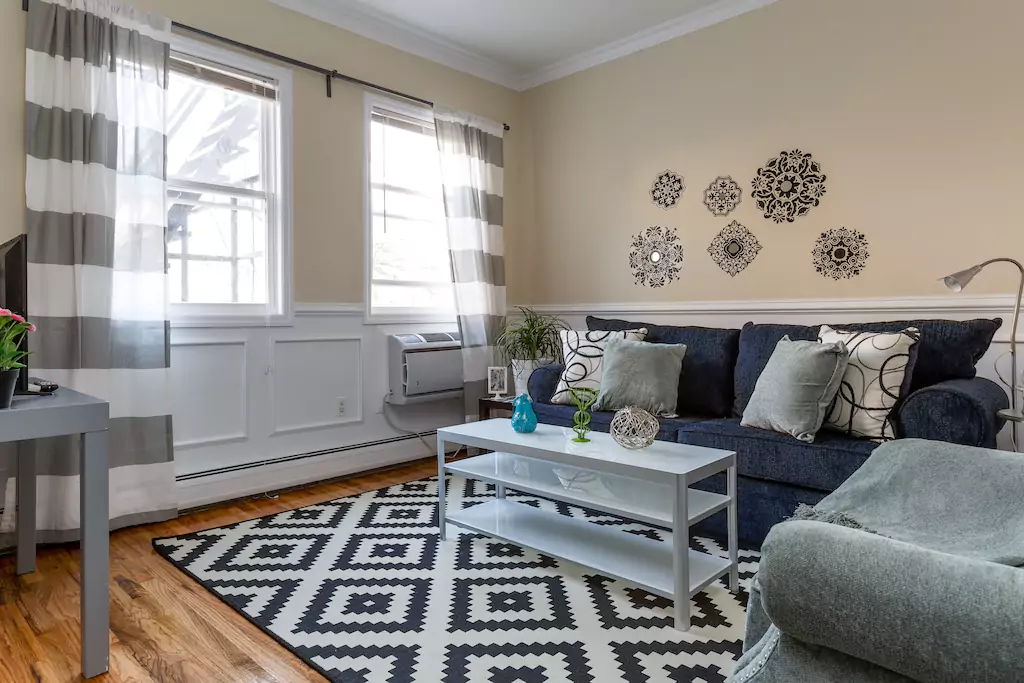 04 Living room with sofa bed.png