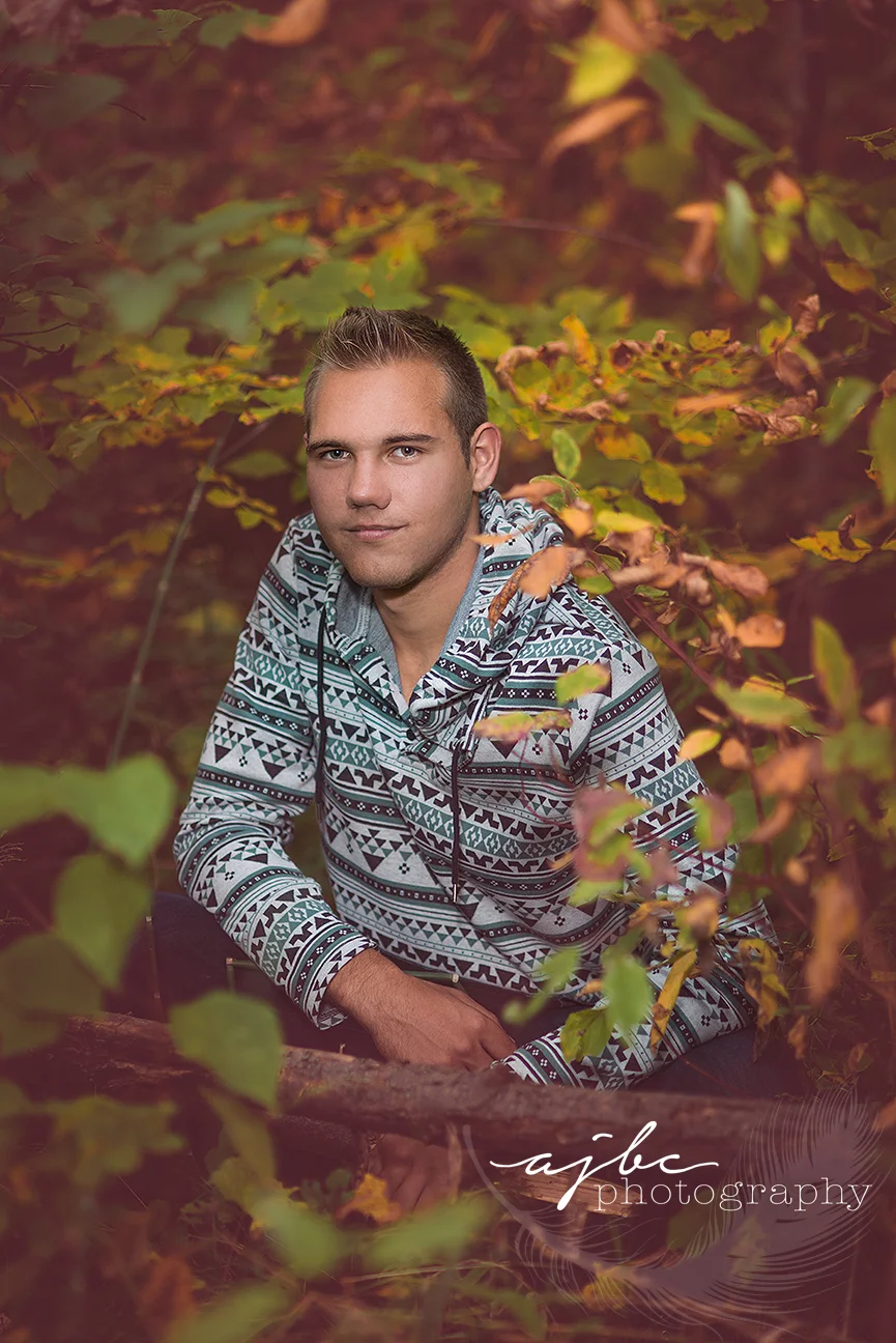 AJBC-Photography-michigan-outdoor-senior-boy-photographer.jpg
