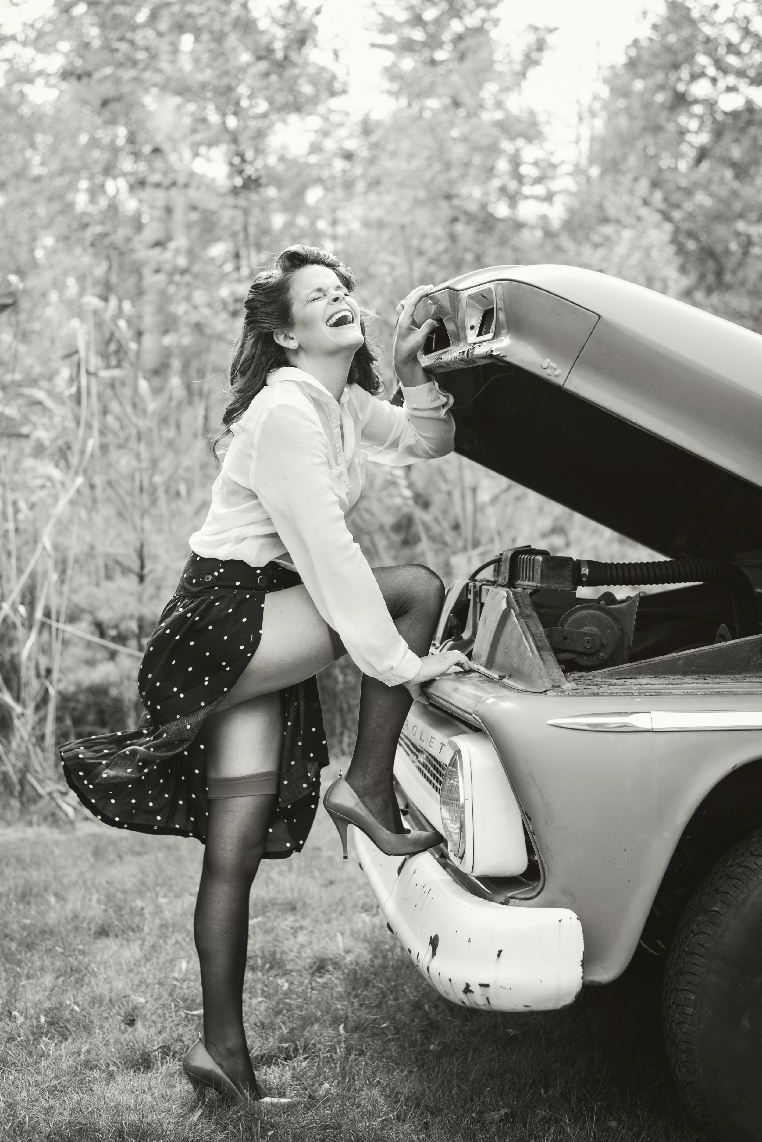 Vintage Pin-Up with Retro Truck BLOGajbc photography