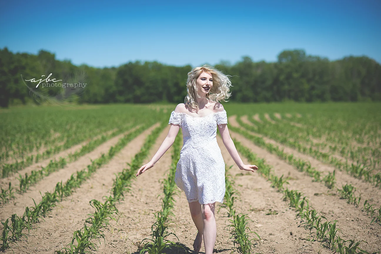 outdoor artistic photoshoot.jpg