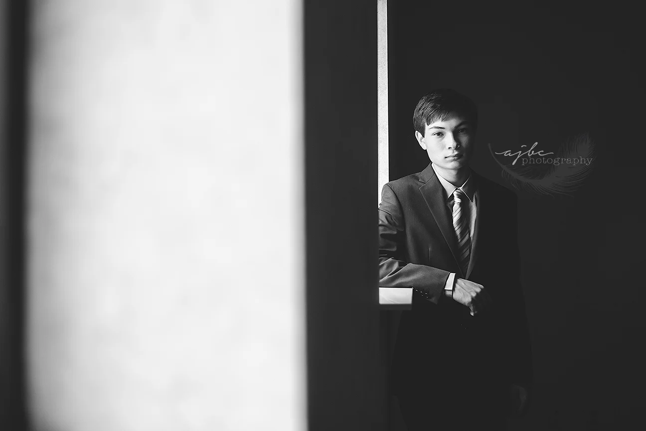 michigan senior boy photographer.jpg