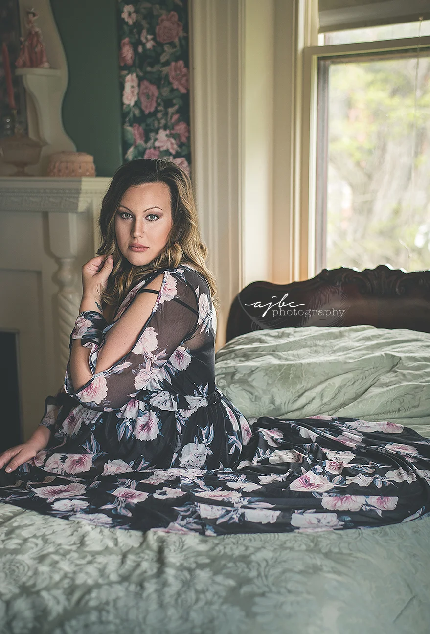 St Clair photographer retro vintage pin up session.jpg