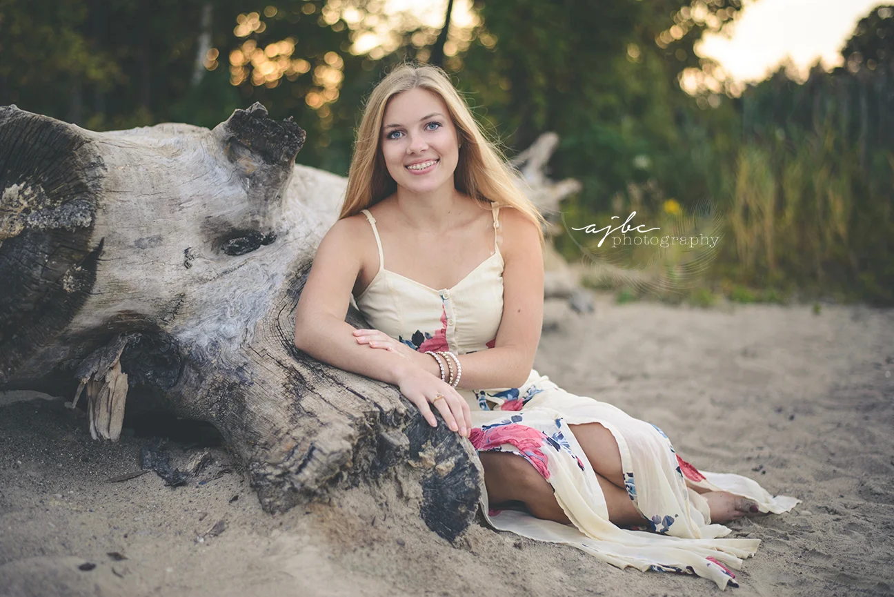 senior photoshoot on lake huron sunset .jpg