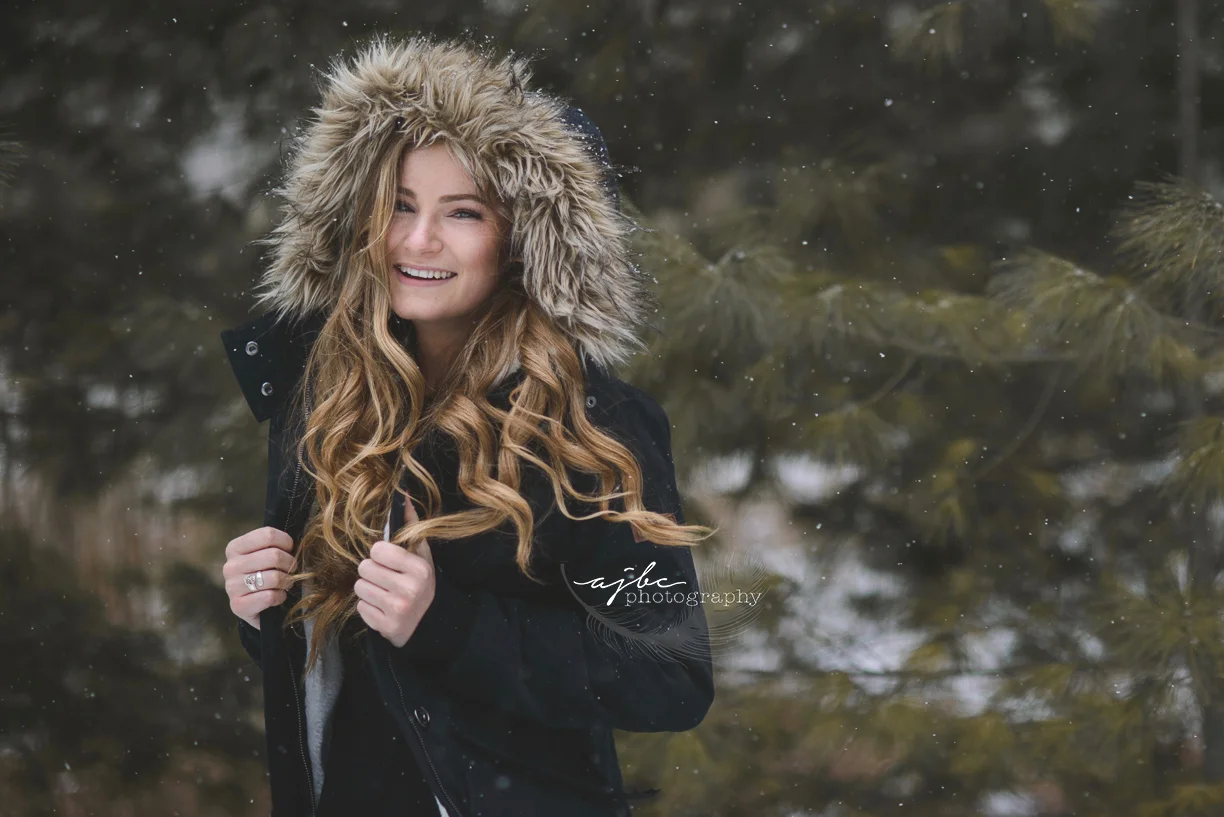 outdoor natural winter senior photographer.jpg