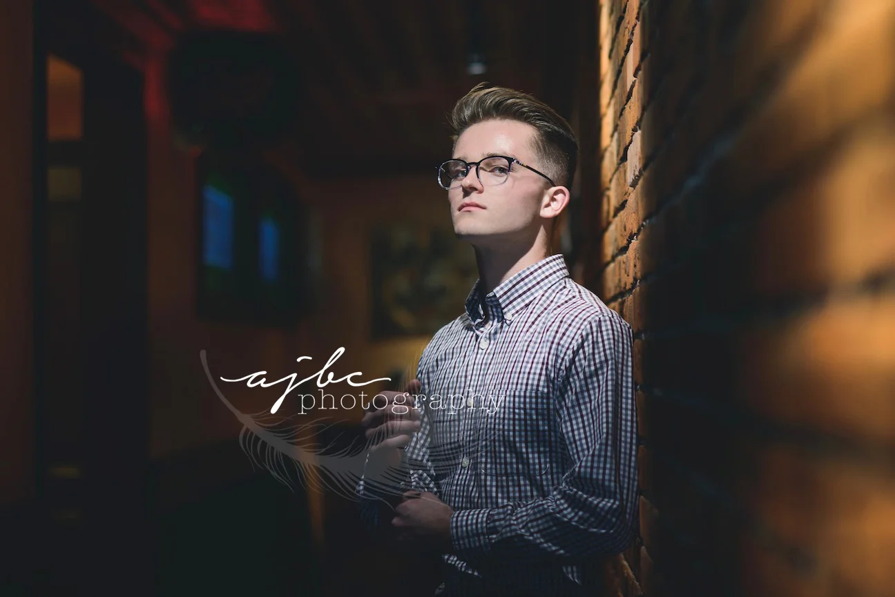 boy senior photographers.jpg
