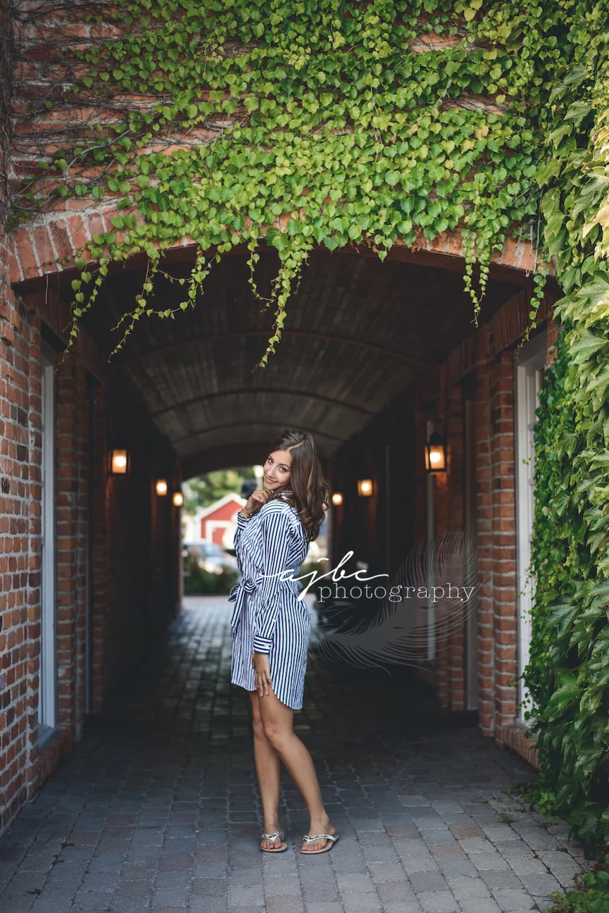 lexington senior portrait photographer.jpg