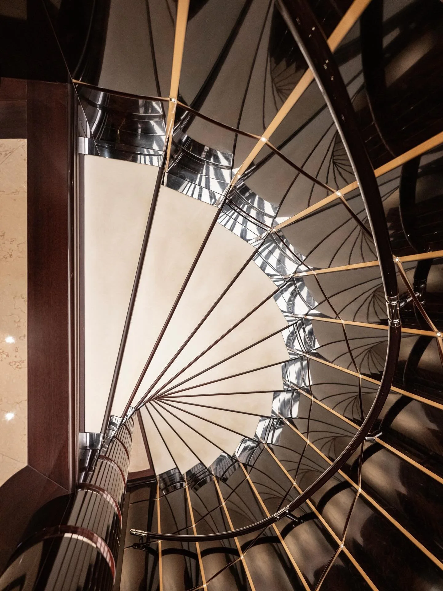 @yachtrockit is a work of Art I had the pleasure of capturing for @worthavenueyachts during the @pbboatshow 
A 60 meter luxury yacht by @feadship that will take your breath away as soon as you step foot onto those heated floors 😉
The lines, the refl