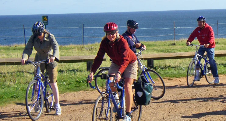 cycling-group-pei.jpg