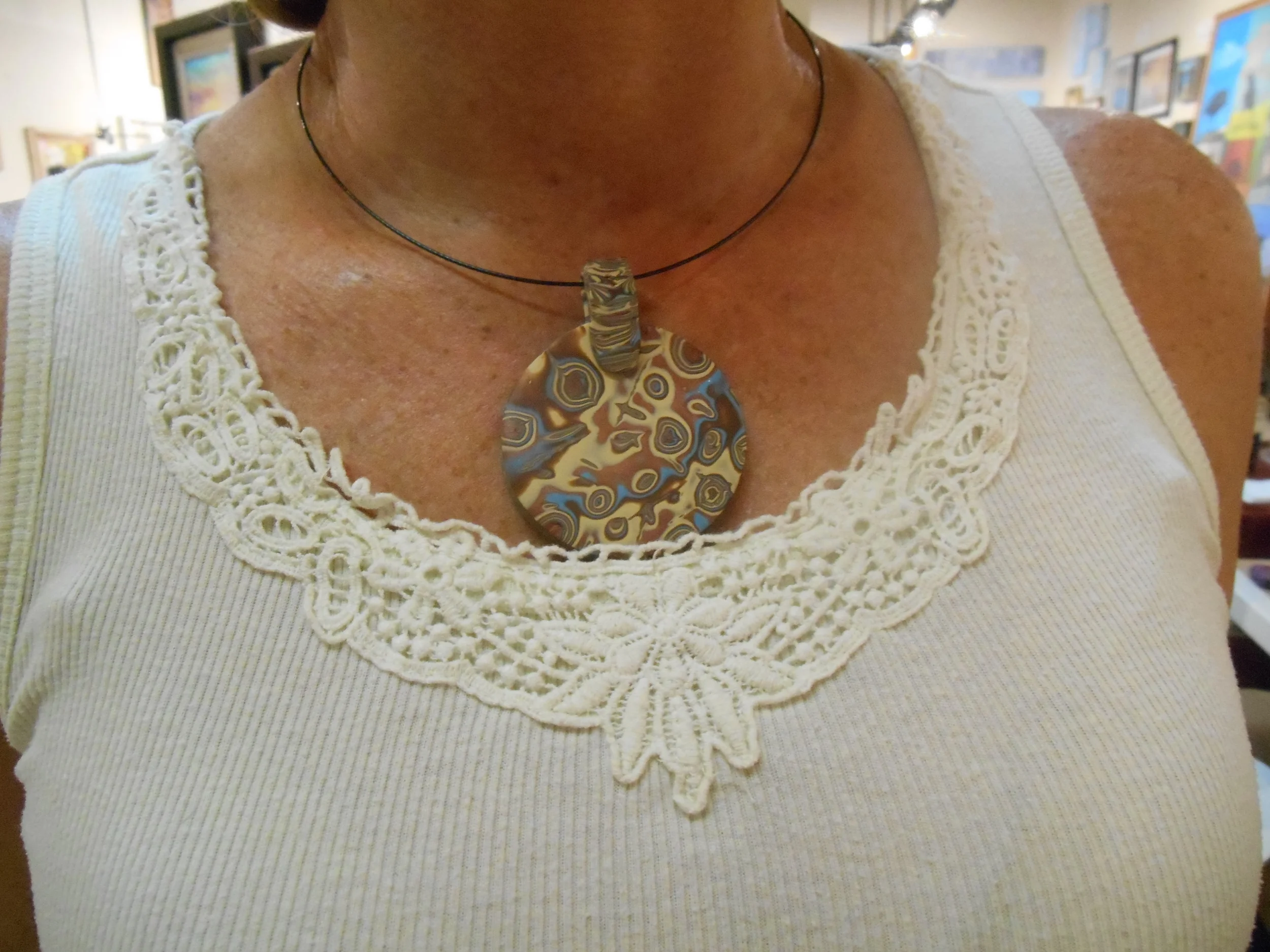 Here is a closer view of Debbie's creation! She made some gorgeous earrings to match too!