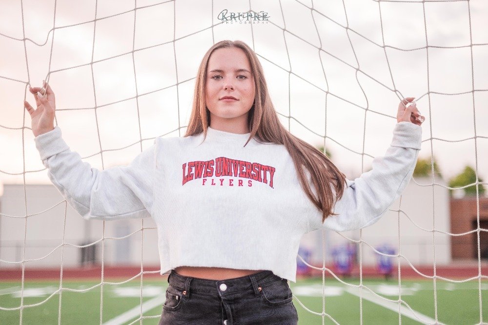 Go @annalarsonnnnn !! I hope this senior soccer season is the longest in the record books and goes all the way! Good luck to you as you then venture to @lewisuniversity for a major in Philosophy of Law!! ⚽