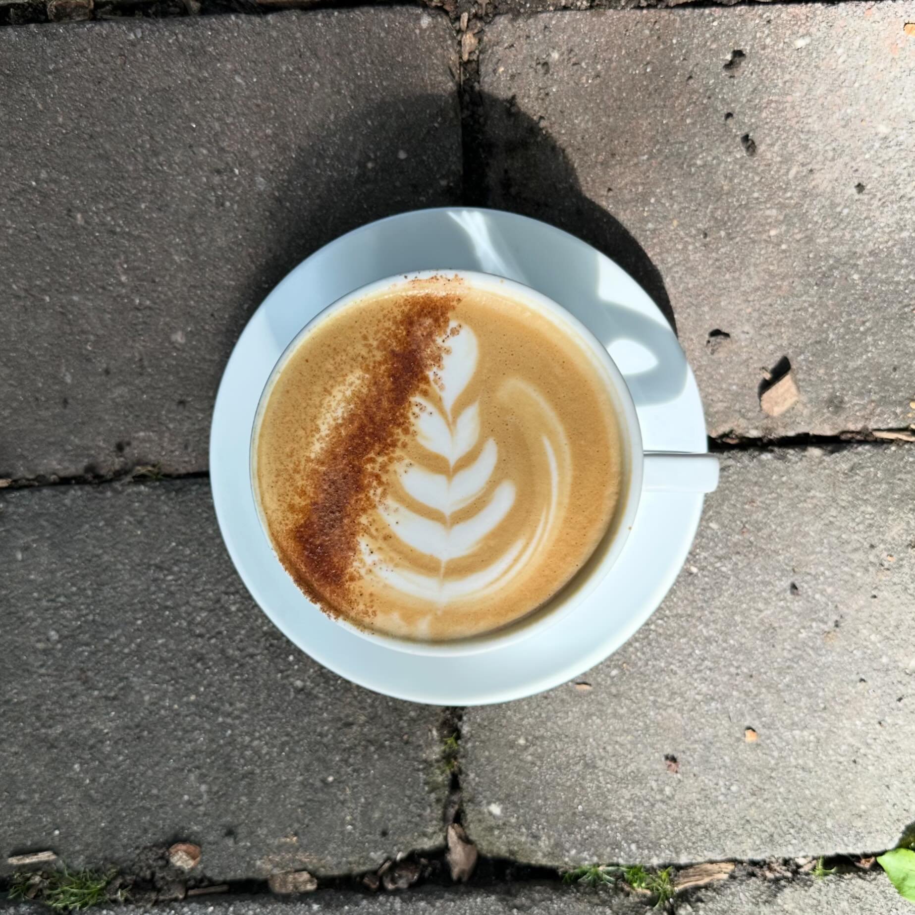 Weekend coffee vibes ☕️✨
_
#alabastercoffee #coffee #latte #williamsport