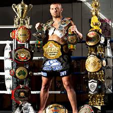 Podcast 50: 10 x World Muay Thai champion, John Wayne Parr, Wayne Parr is one of the first 'foreigners' to have a successful muay thai career in Thailand. A finalist on the Asian Contender and runs his own successful gym out of Australia. He also runs his own CMT Promotion for Muay Thai using MMA gloves instead of the thicker boxing gloves . Click on image for podcast