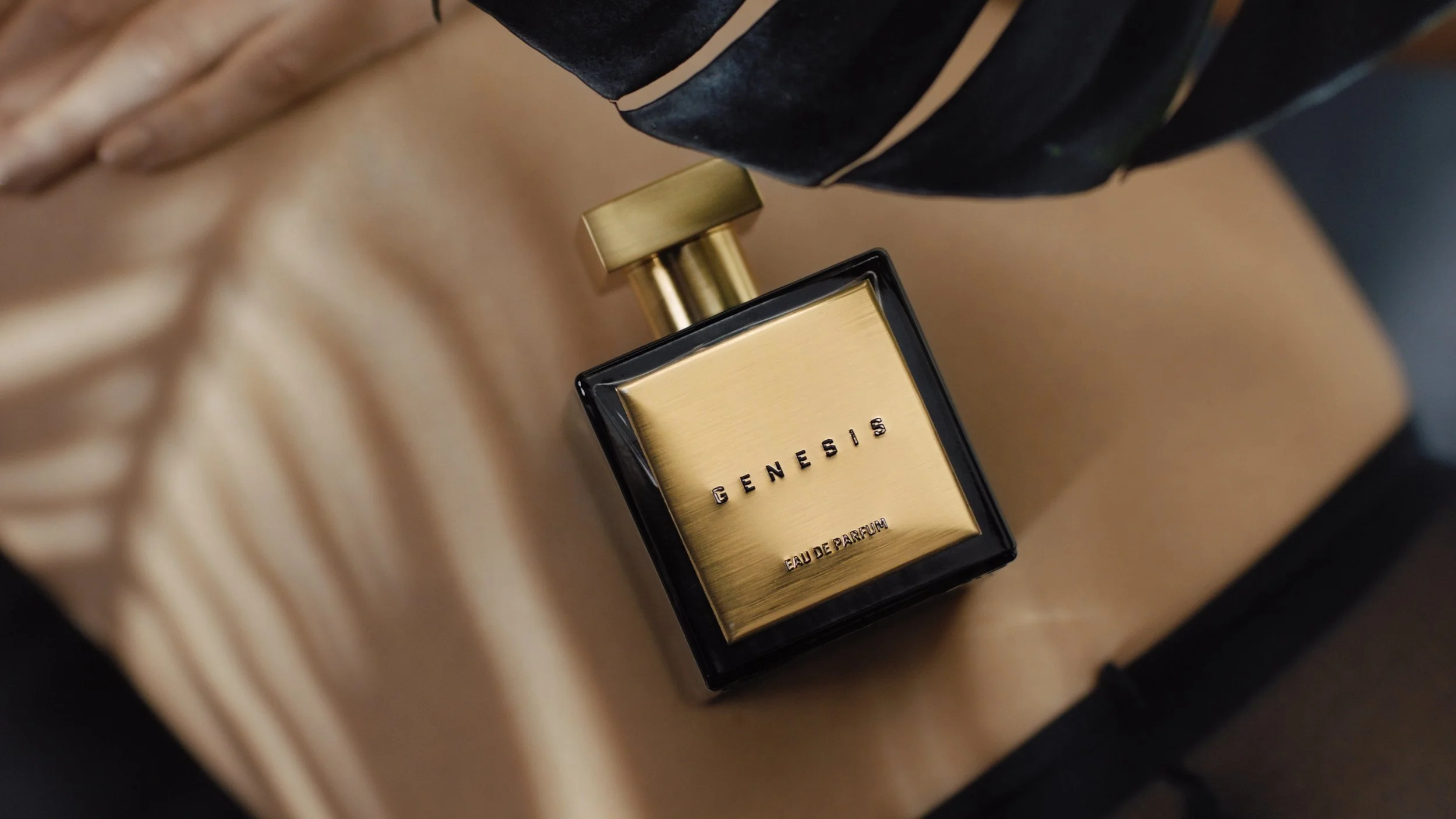 BRANDT | GENESIS FRAGRANCE CAMPAIGN