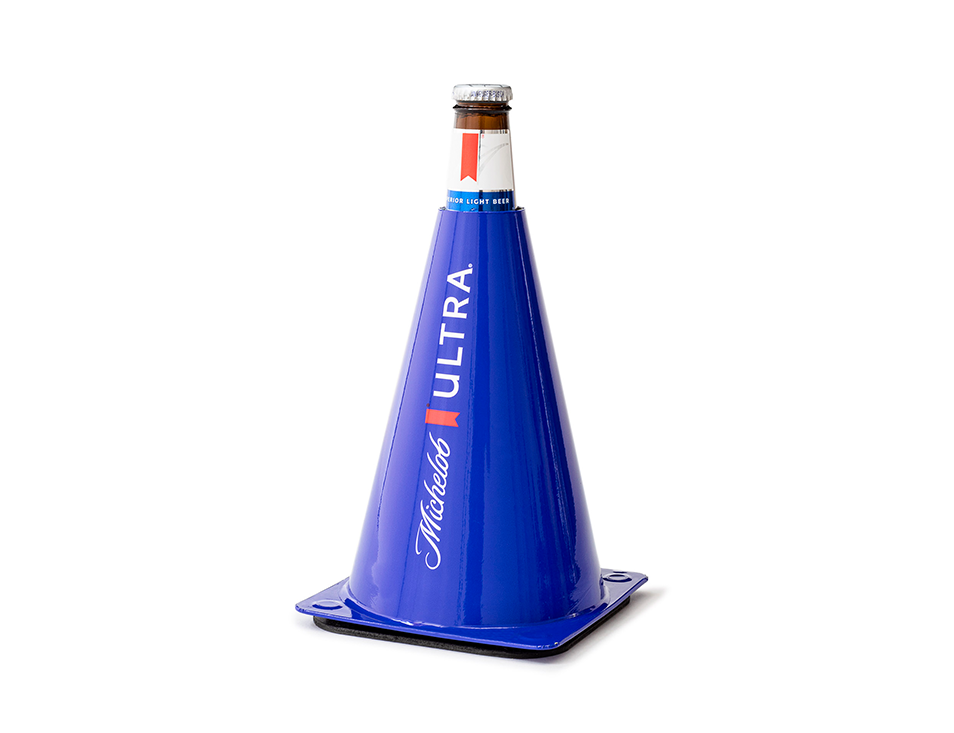 DotCom_954x733_06.png