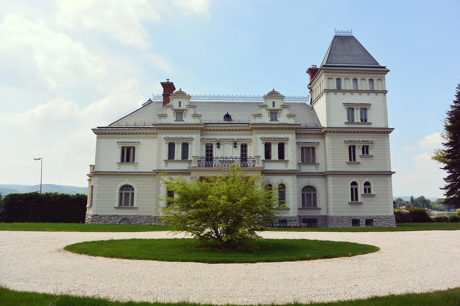Zebegeny_2.jpg