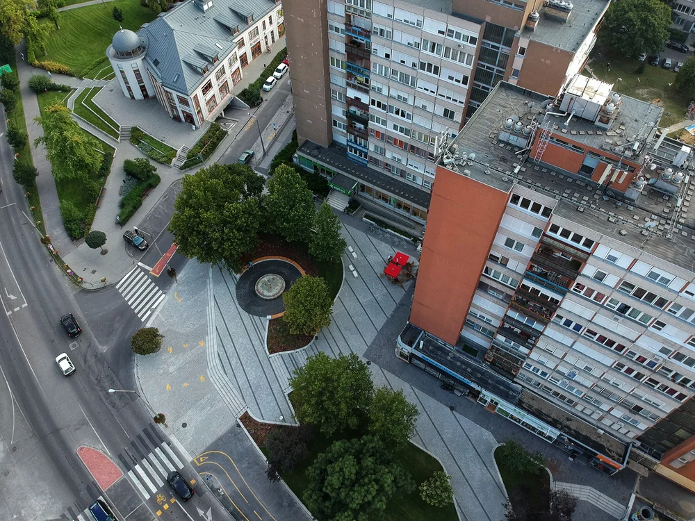 Objekt Godollo Szabadsag Ter Megujitasa