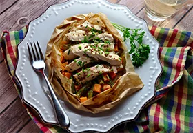 Dijon Chicken with Sweet Potato and Green Beans En Papillote