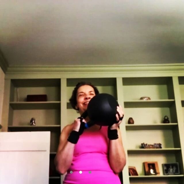 My lovely client training with me via Zoom. If you have a Kettlebell and want to work out, get stronger and lose weight text me at 703-217-1156.#unconventionaltraining #unconventialresults #inhomepersonaltraining #kettlebellswing #kettlebellflow #ket