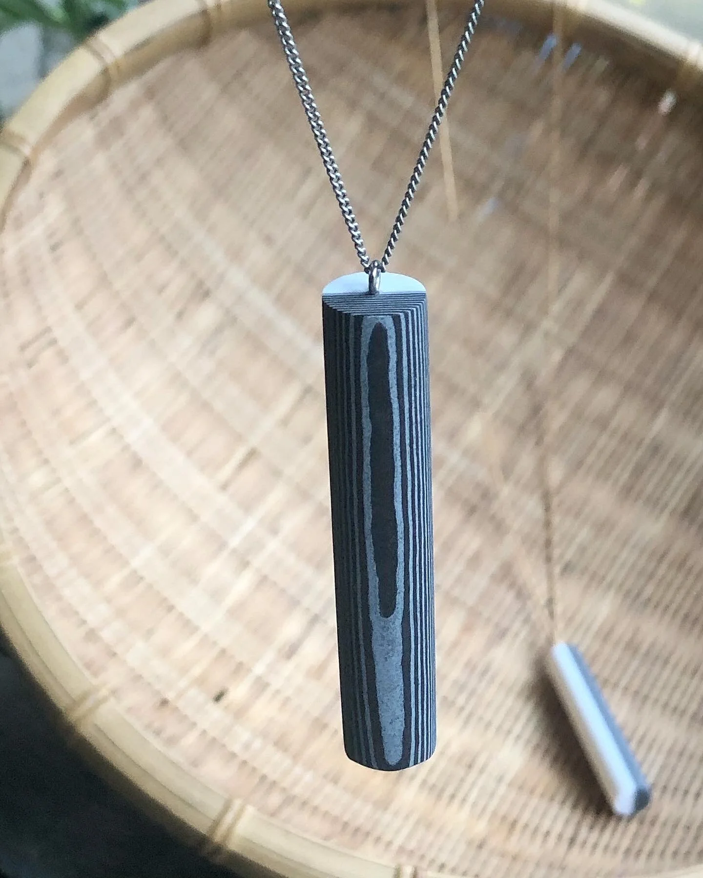 F8D6A62D-04EE-4F08-A37E-2237162F0652