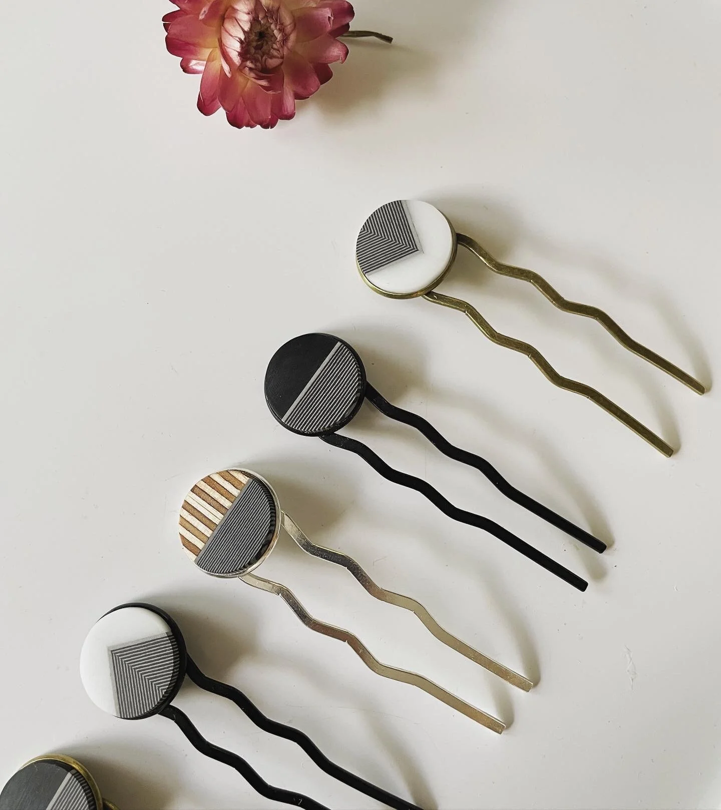 3900C632-8C9D-432B-8CF2-C44CA284C1BD