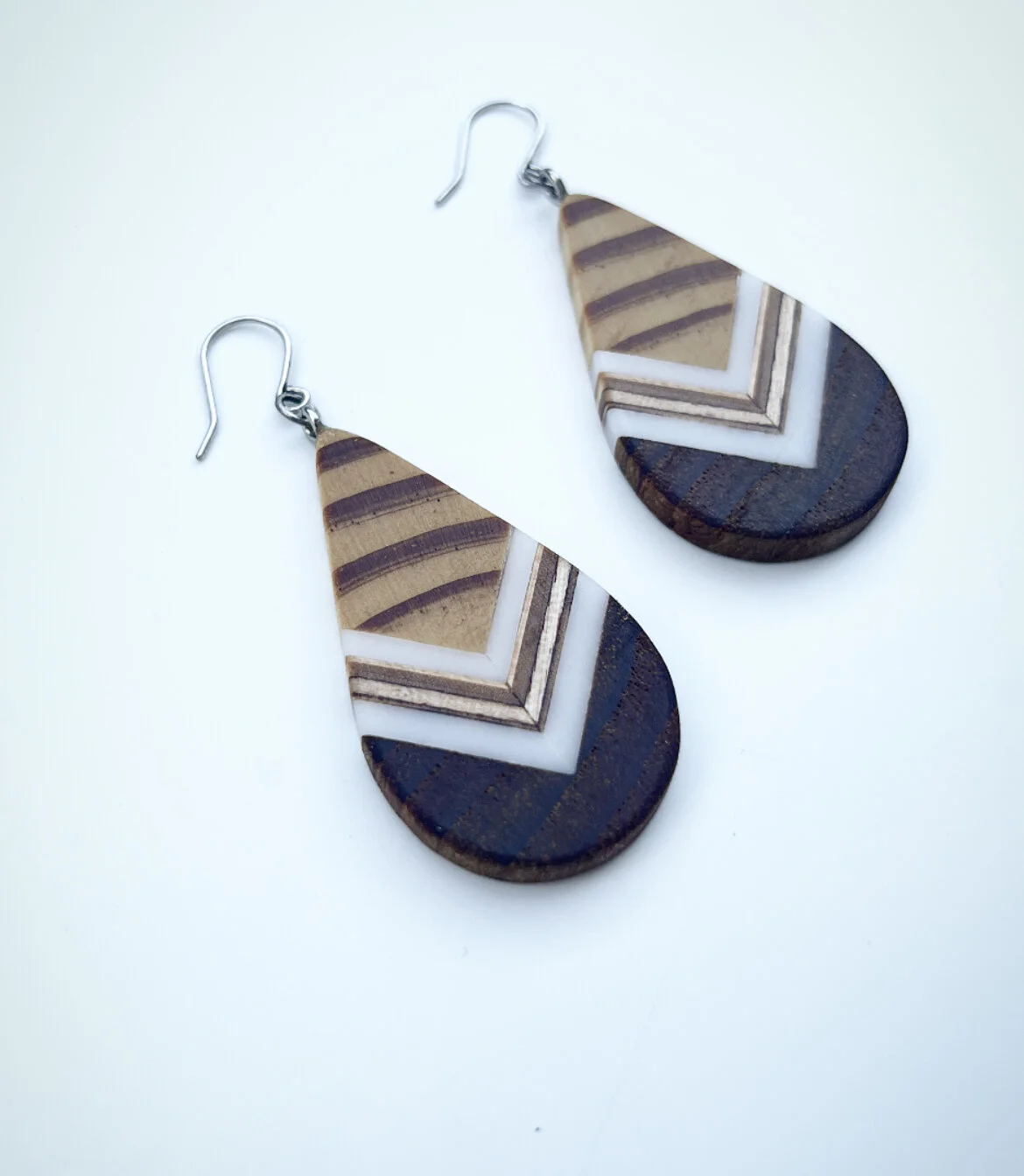 05E6CA4A-F04D-463D-AFC5-7C7CCFD66425