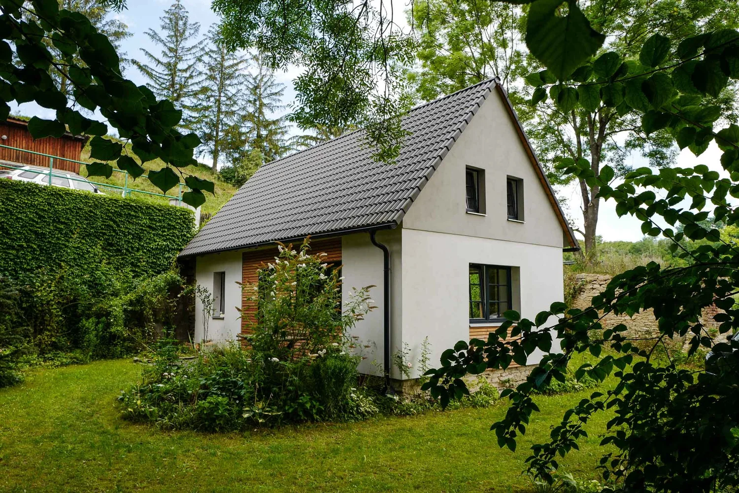 Meet our Summer House