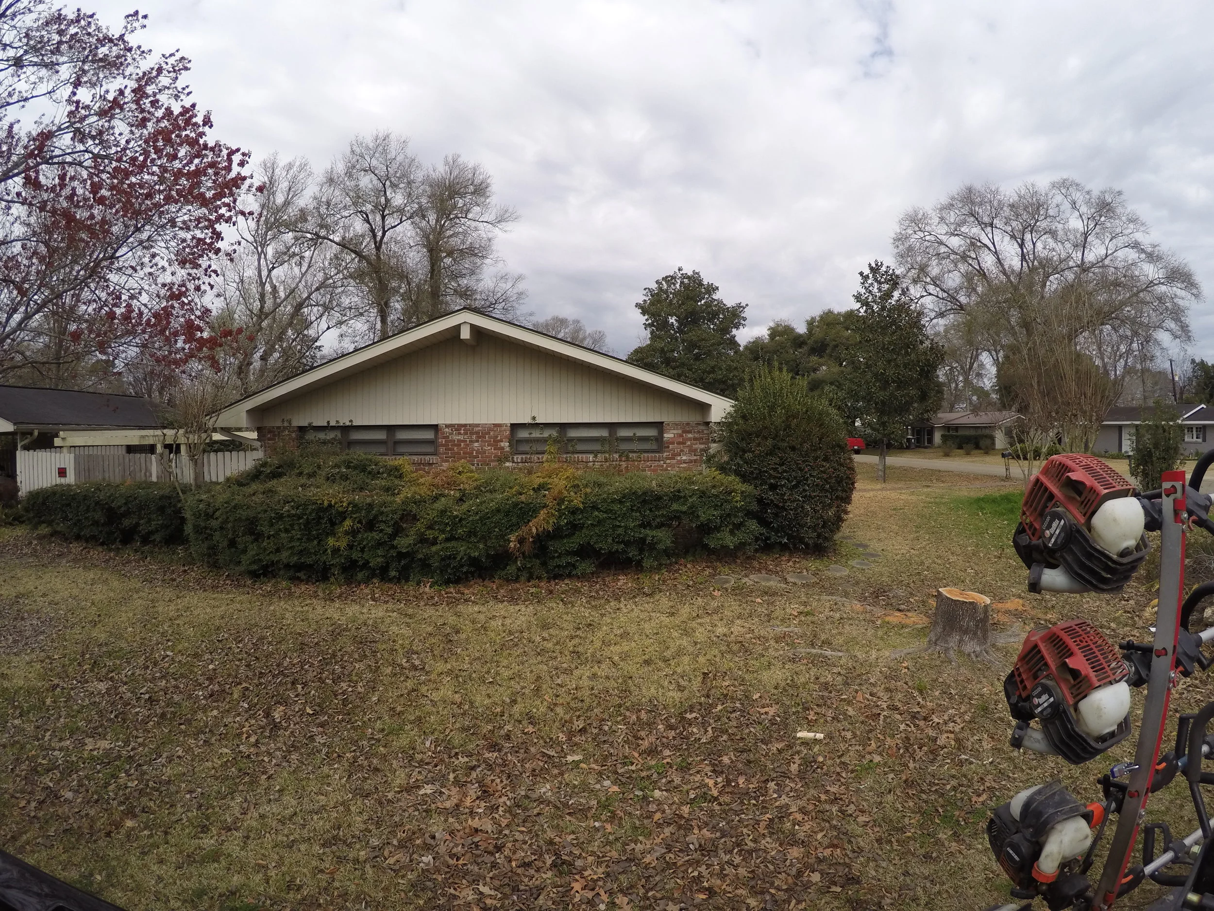 Landscape project on Karen Dr. Febraury 20th 2015 003.JPG