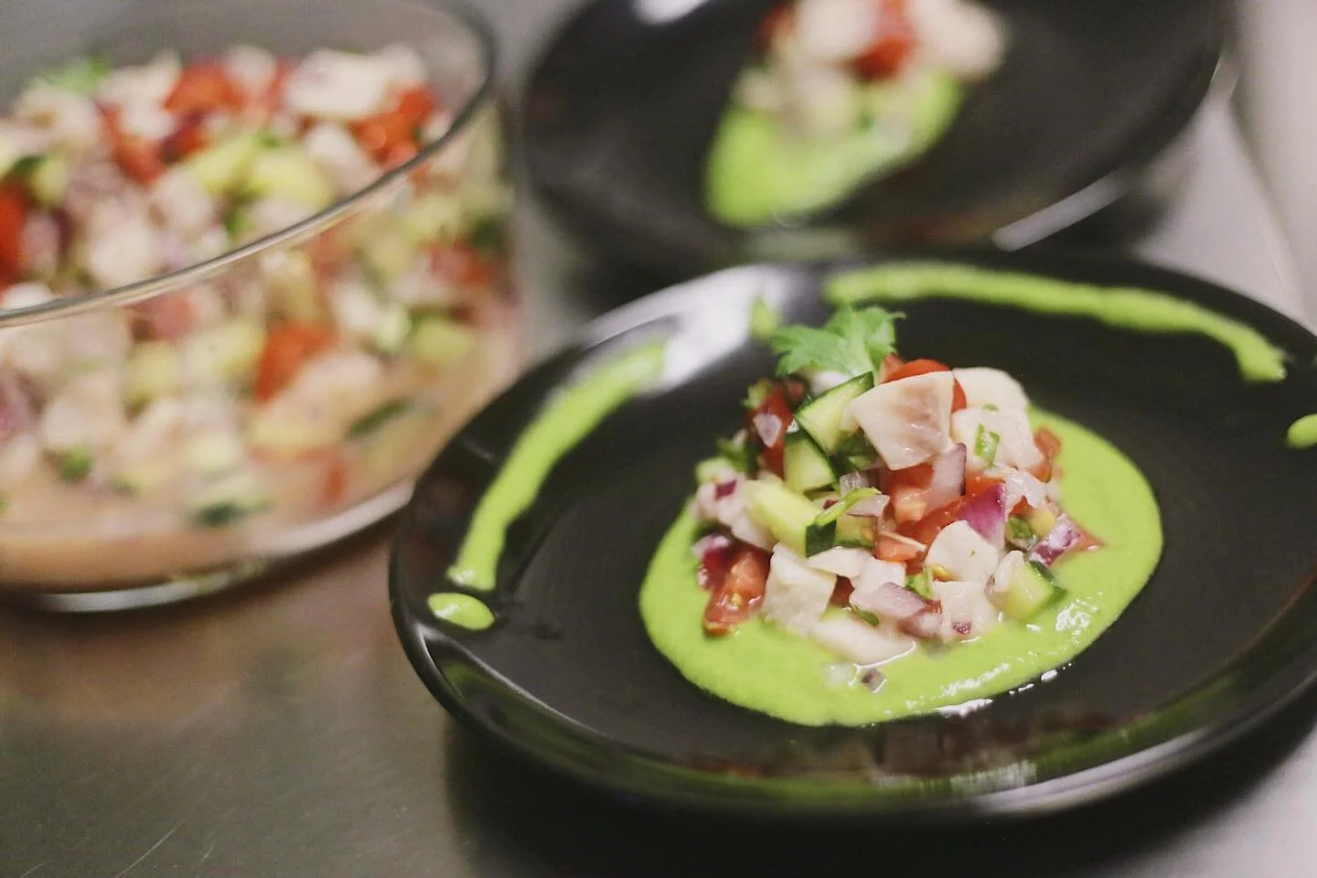 New plates, who dis?
-
Did we go out of our way to make some incredible #ceviche? Did @marydotcom outdo herself with this unbelievable creamy #avocado, #cilantro, and #jalapeno sauce? Did we buy these plates just to take these photos? Probz. 🤷🏽&zwj
