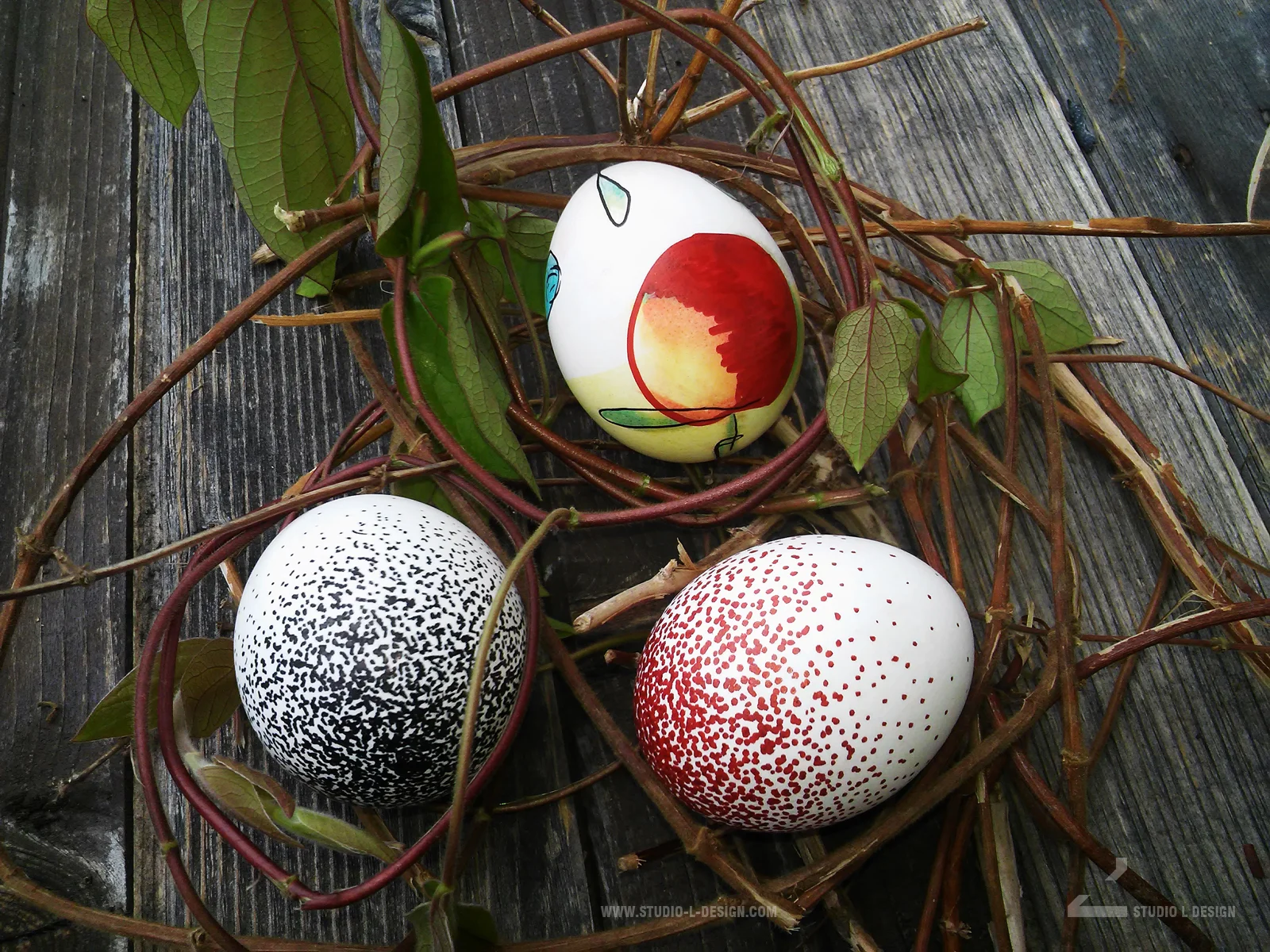 EASTER EGGS